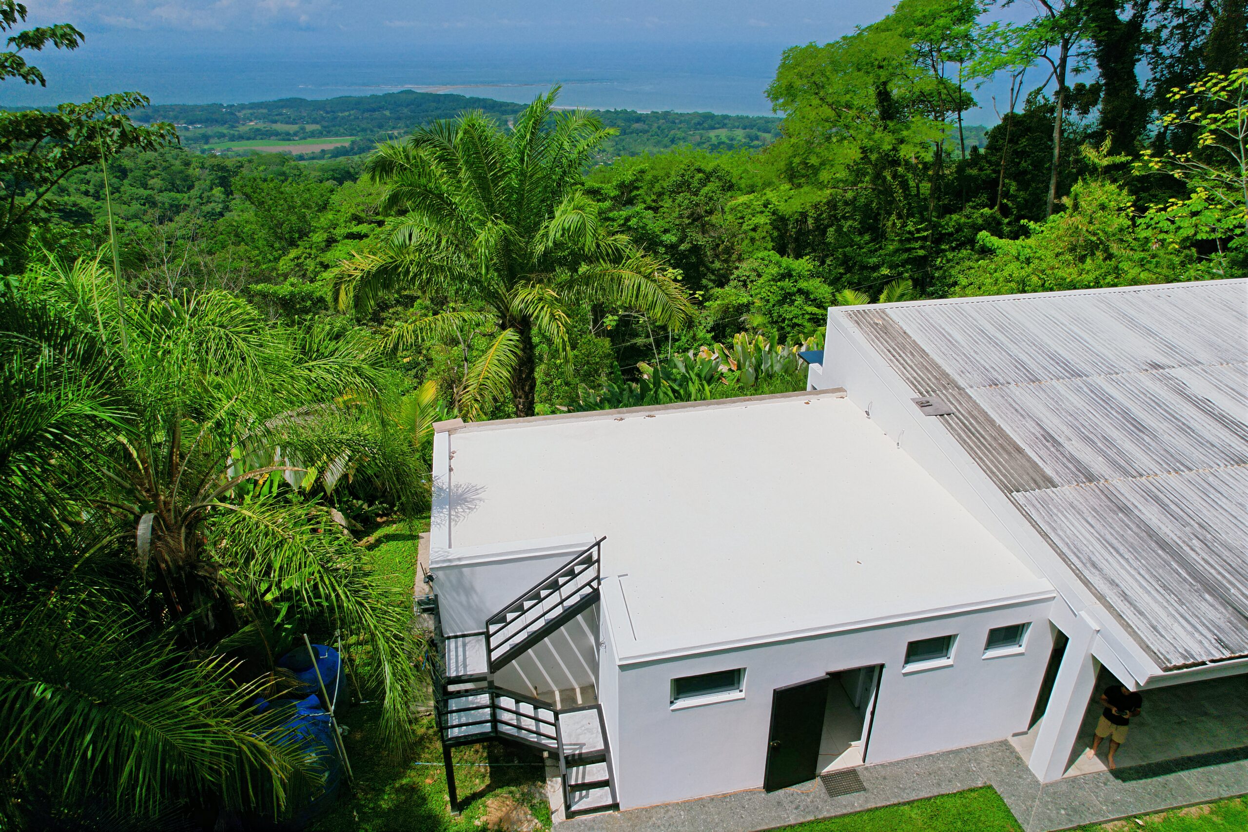 2 bed Single Family Homes For Sale in Uvita, Puntarenas - thumb 3