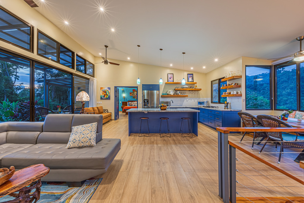 6 bed Single Family Homes For Sale in Savegre, Puntarenas - thumb 10