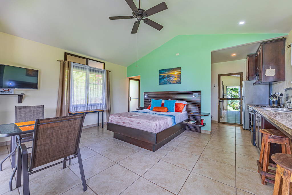 6 bed Single Family Homes For Sale in Savegre, Puntarenas - thumb 24