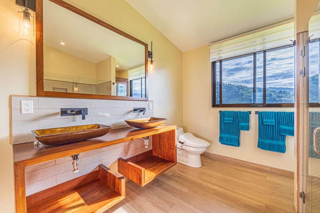 6 bed Single Family Homes For Sale in Savegre, Puntarenas - thumb 18