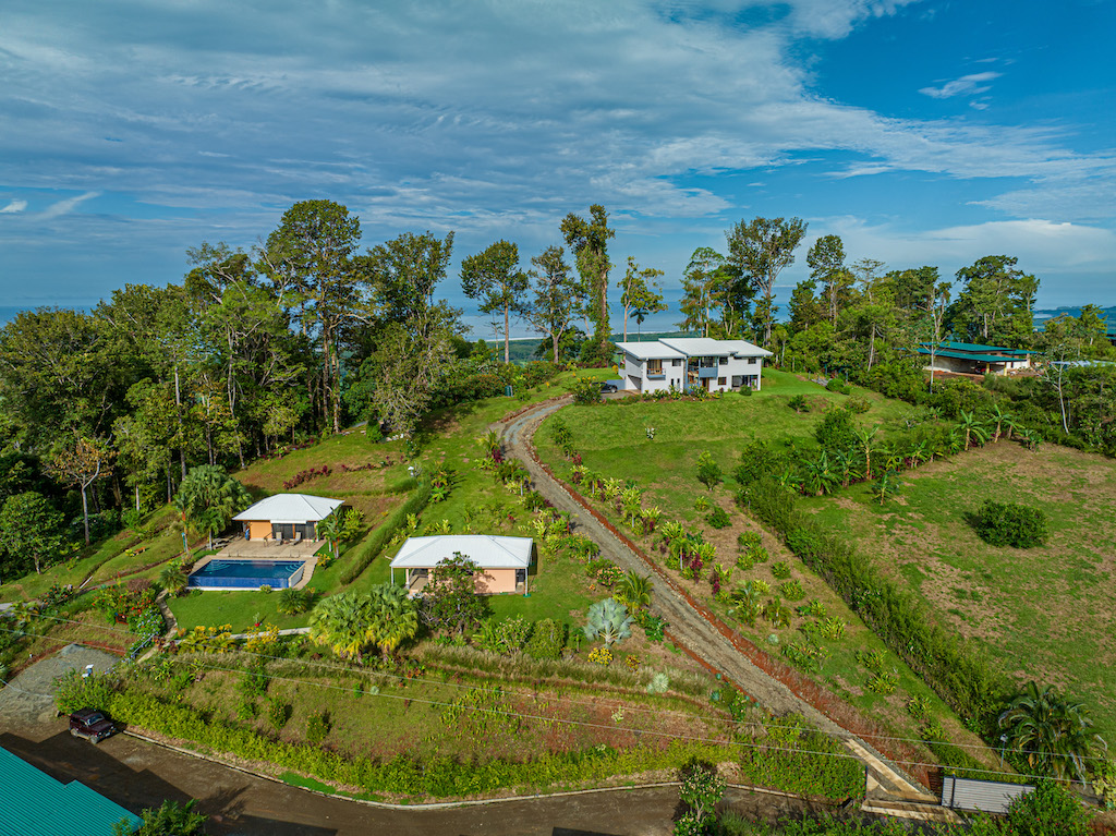 6 bed Single Family Homes For Sale in Savegre, Puntarenas - thumb 19