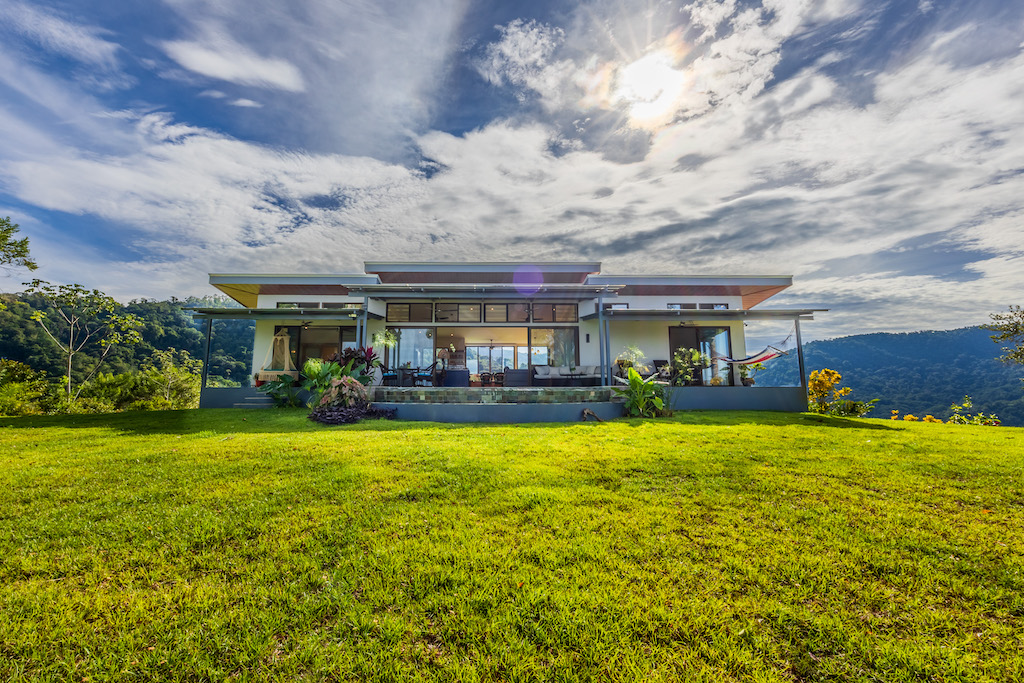 6 bed Single Family Homes For Sale in Savegre, Puntarenas - thumb 3