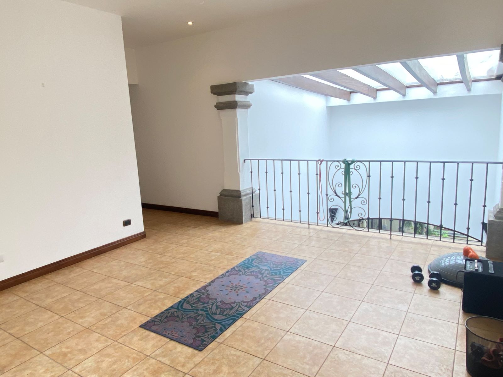 4 bed Single Family Homes For Sale in Santa Ana, San Jose - thumb 18