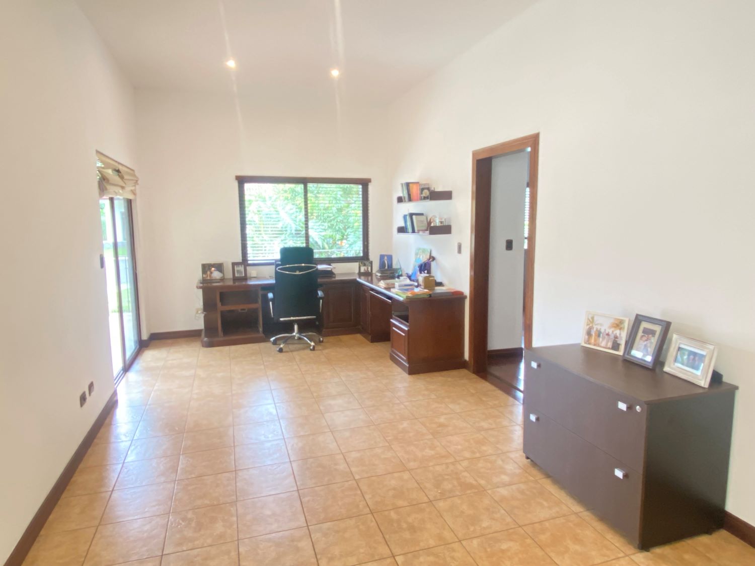 4 bed Single Family Homes For Sale in Santa Ana, San Jose - thumb 13