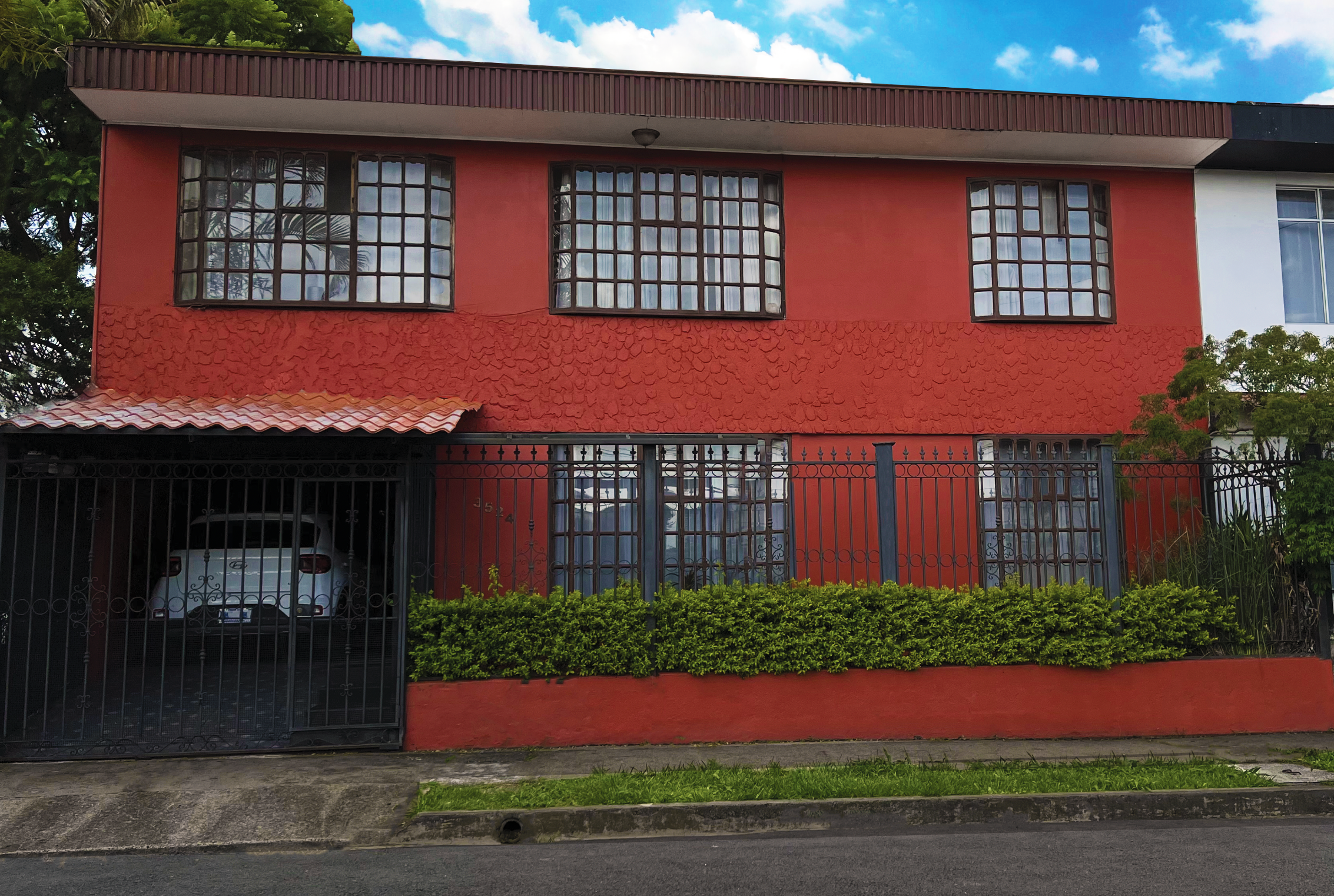 4 bed Single Family Homes For Sale in Zapote, San Jose - thumb 1