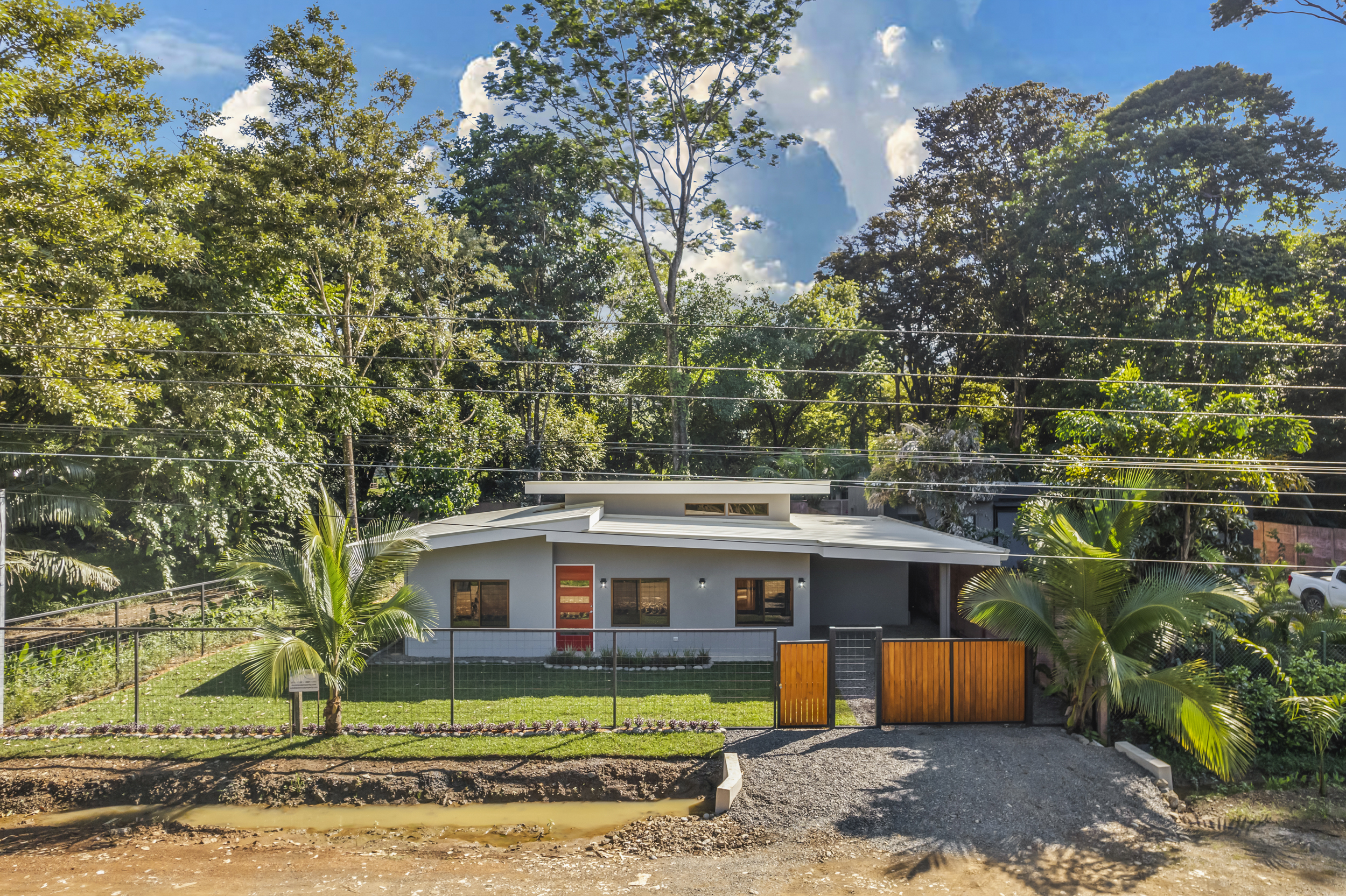 3 bed Single Family Homes For Sale in Uvita, Puntarenas - thumb 3