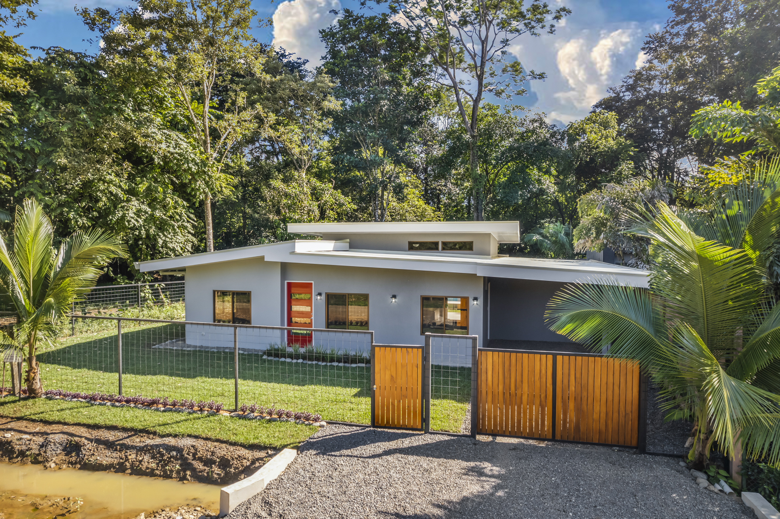 3 bed Single Family Homes For Sale in Uvita, Puntarenas - thumb 2