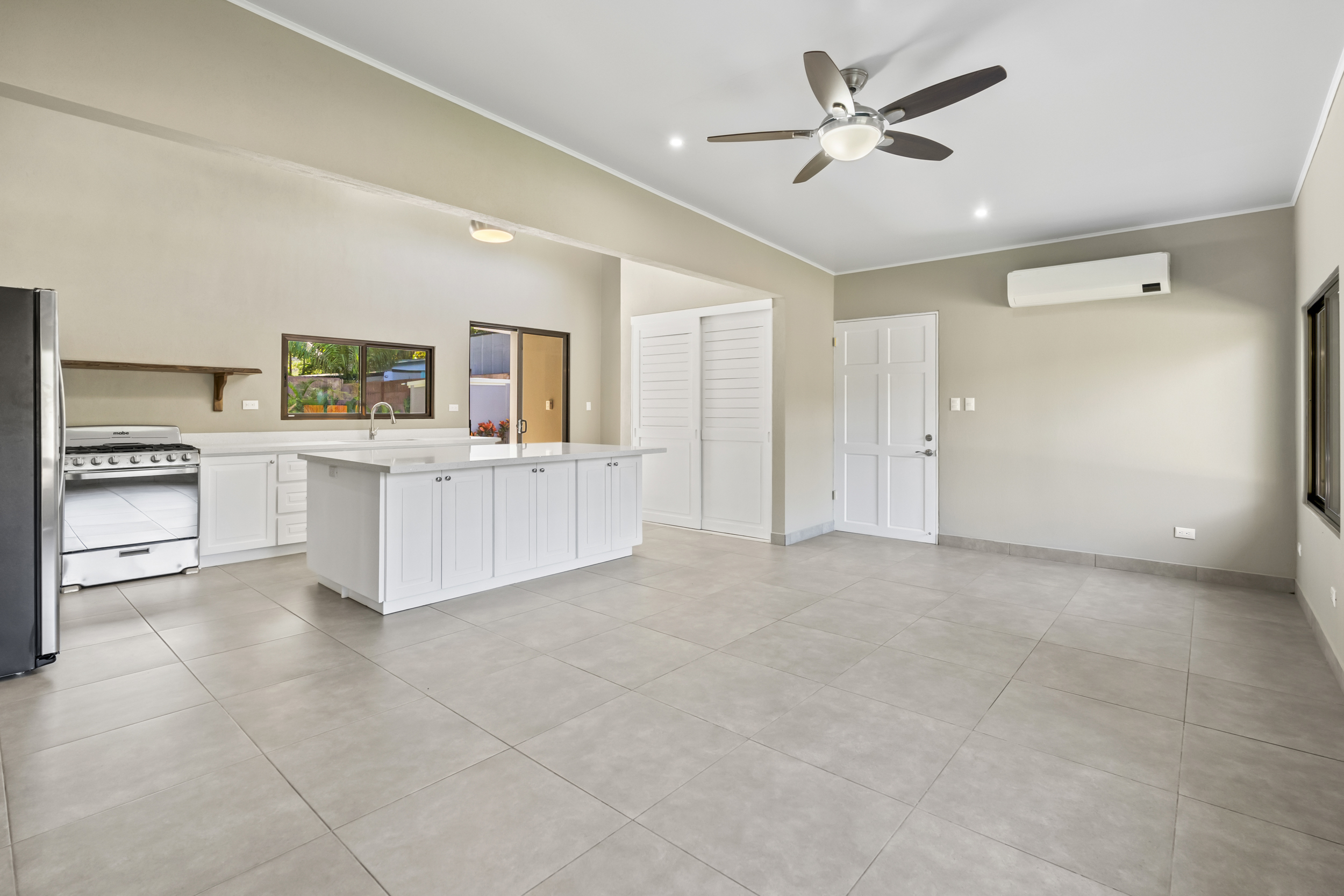 3 bed Single Family Homes For Sale in Uvita, Puntarenas - thumb 15