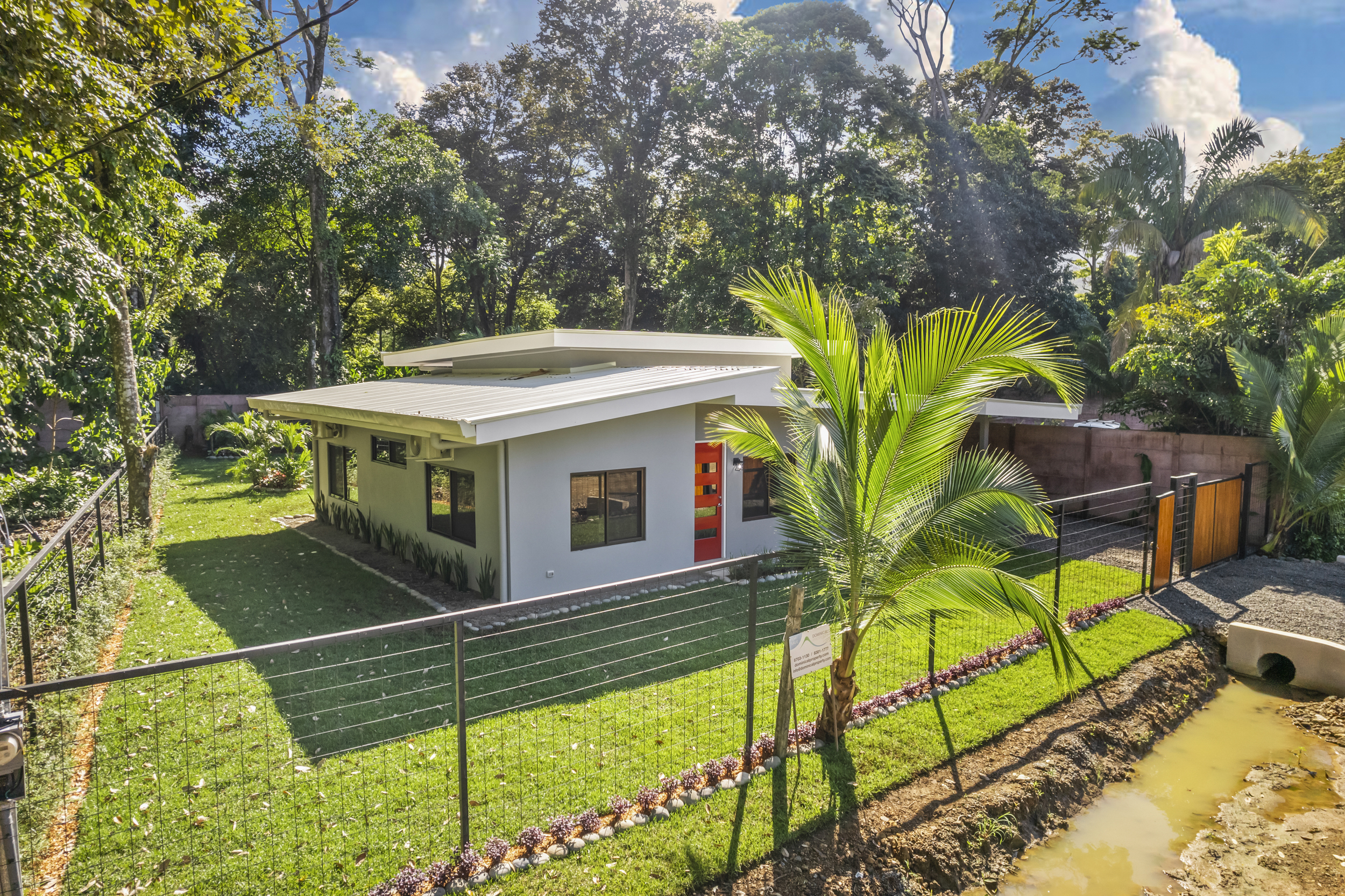 3 bed Single Family Homes For Sale in Uvita, Puntarenas - thumb 6