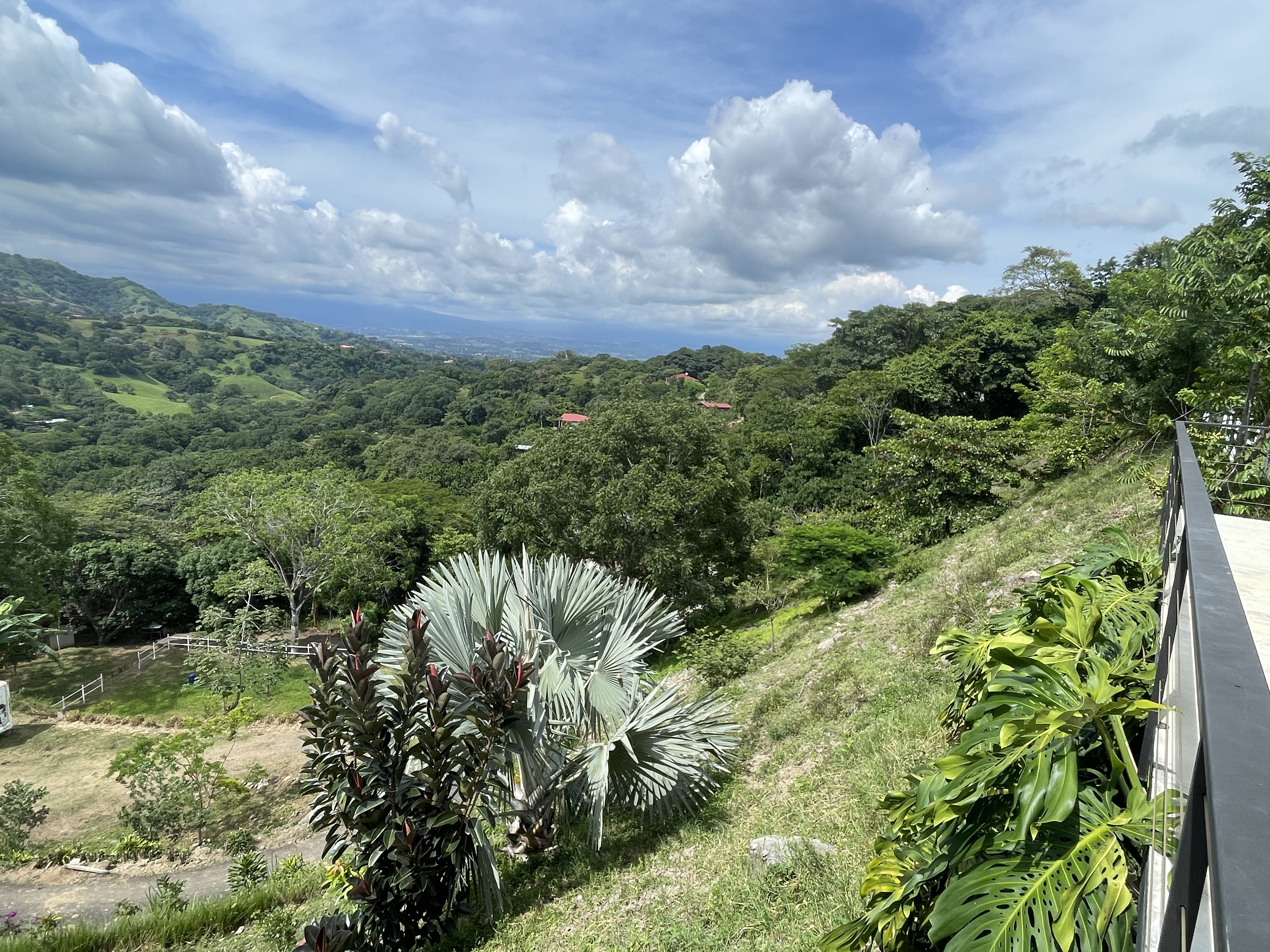 4 bed Single Family Homes For Sale in Atenas, Alajuela - thumb 8