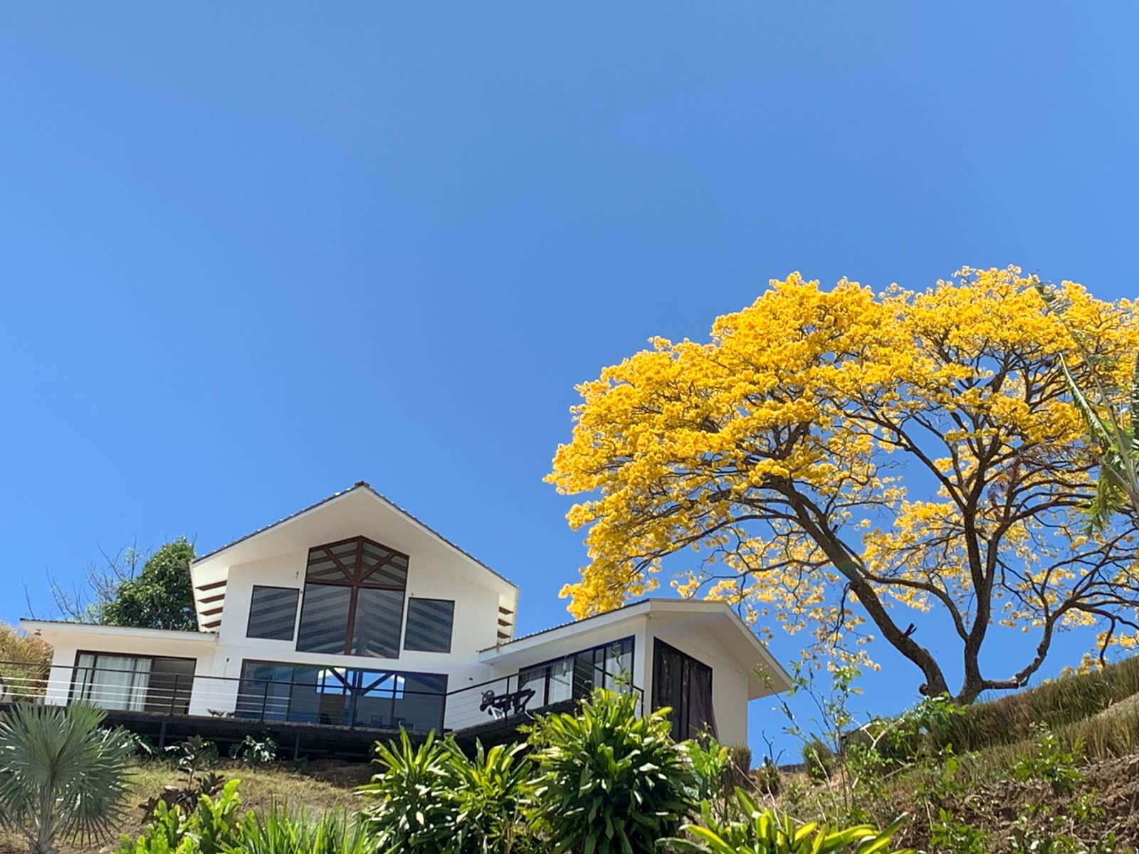 4 bed Single Family Homes For Sale in Atenas, Alajuela - thumb 4