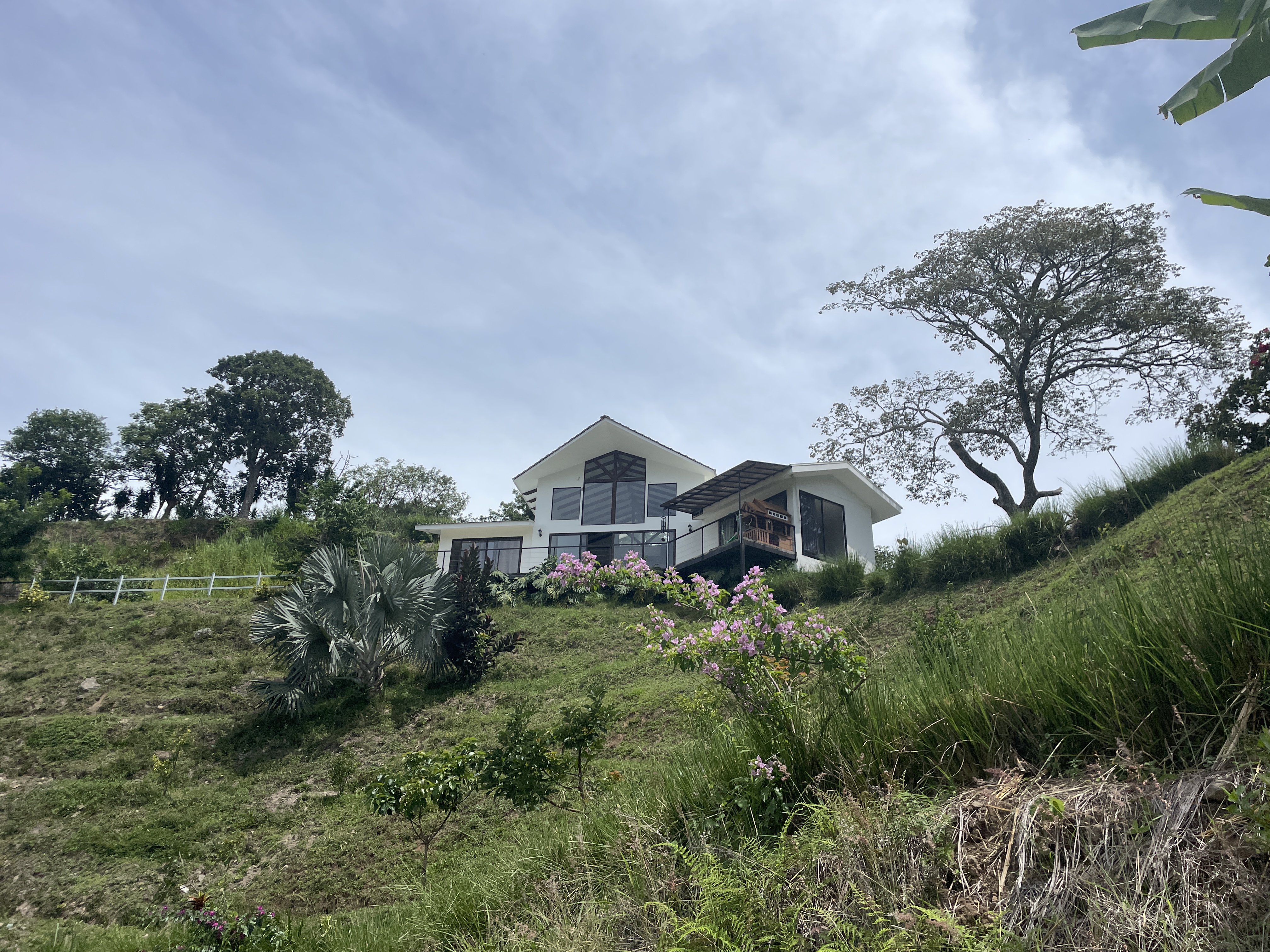 4 bed Single Family Homes For Sale in Atenas, Alajuela - thumb 5