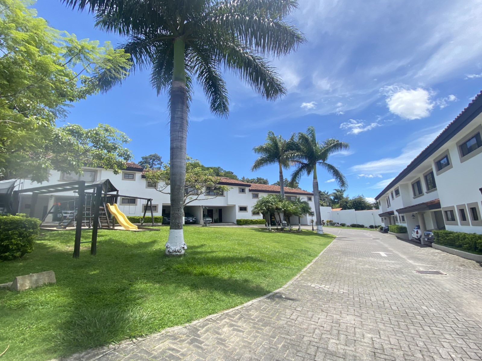 3 bed Single Family Homes For Sale in Guachipelin De Escazu, San Jose - thumb 1