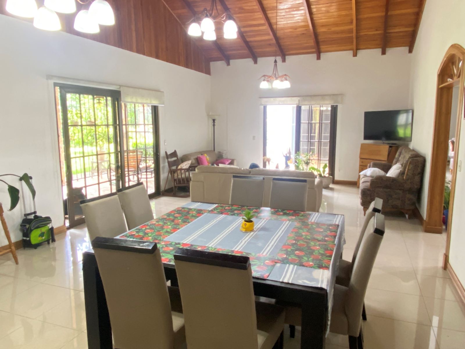 4 bed Single Family Homes For Sale in Salitral, San Jose - thumb 9