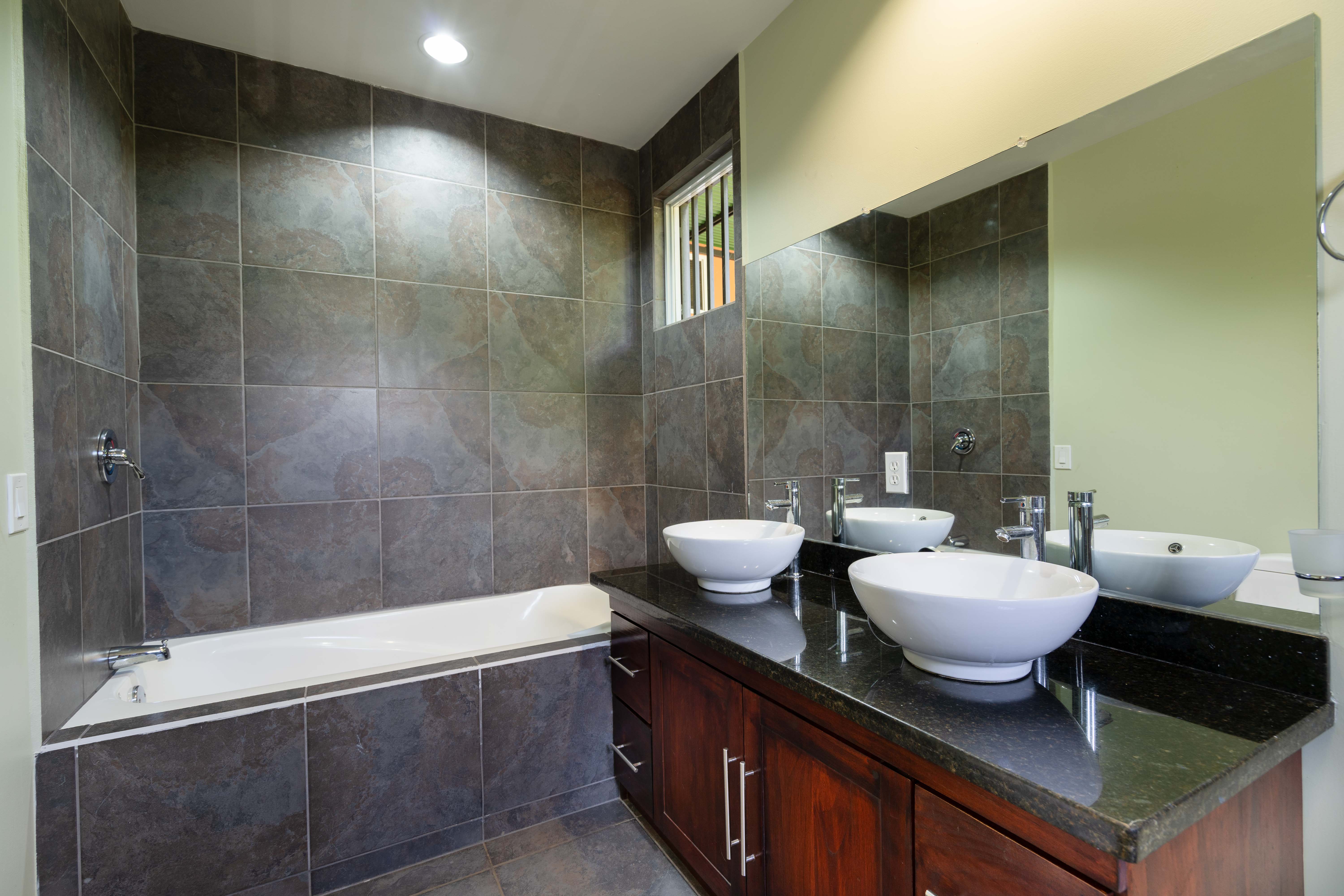 3 bed Single Family Homes For Sale in Quepos, Puntarenas - thumb 26