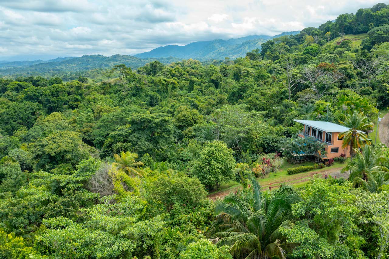 3 bed Single Family Homes For Sale in Quepos, Puntarenas - thumb 2