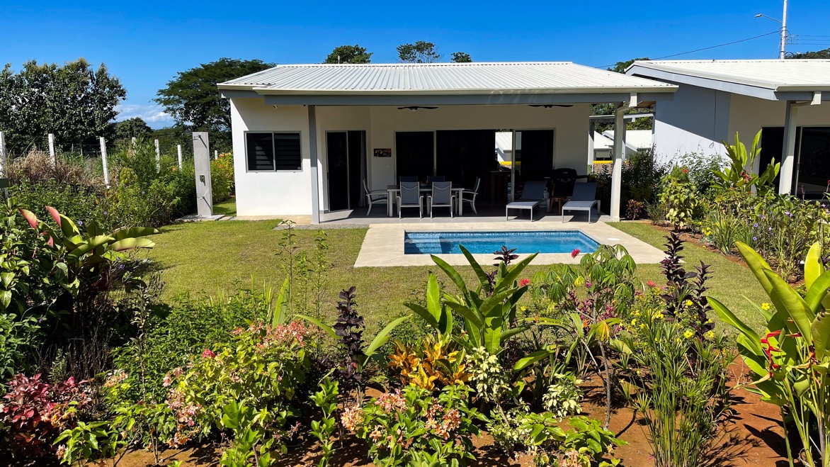 3 bed Single Family Homes For Sale in Ojochal, Puntarenas - thumb 1