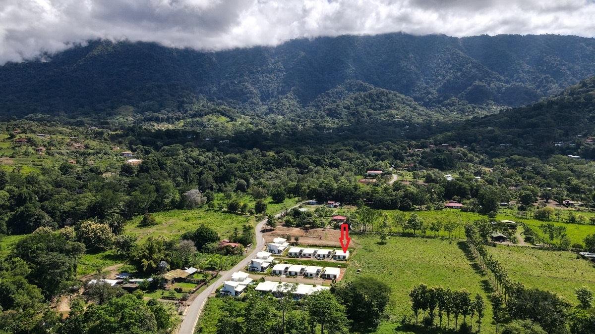 3 bed Single Family Homes For Sale in Ojochal, Puntarenas - thumb 4