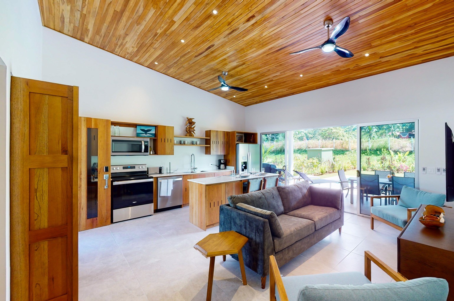 3 bed Single Family Homes For Sale in Ojochal, Puntarenas - thumb 15