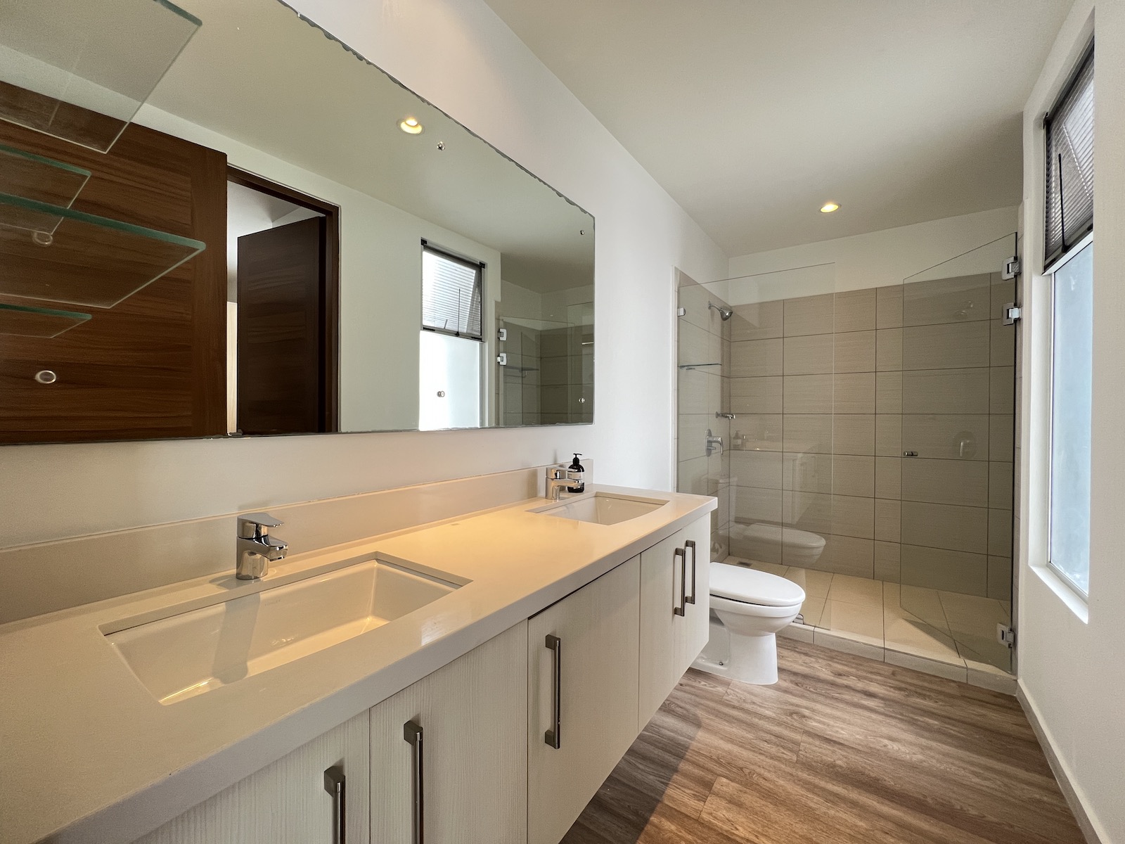 2 bed Apartment For Sale in Escazu, San Jose - thumb 14