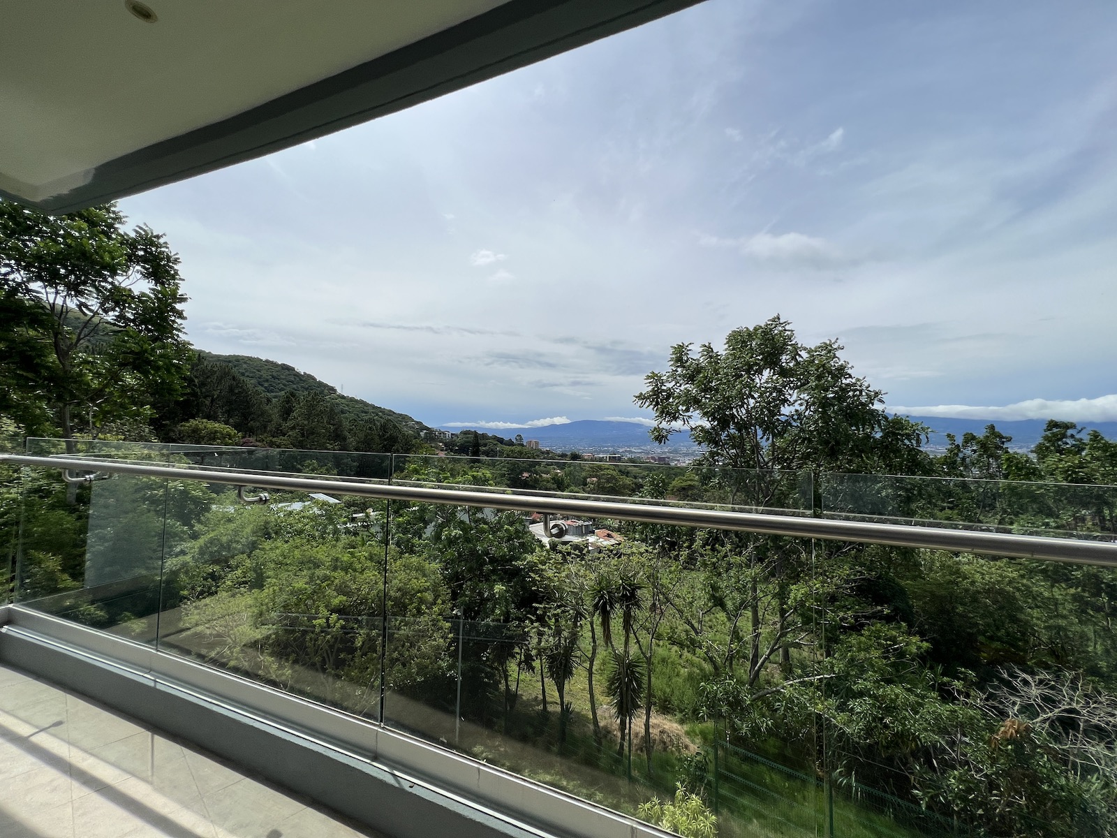 2 bed Apartment For Sale in Escazu, San Jose - thumb 1