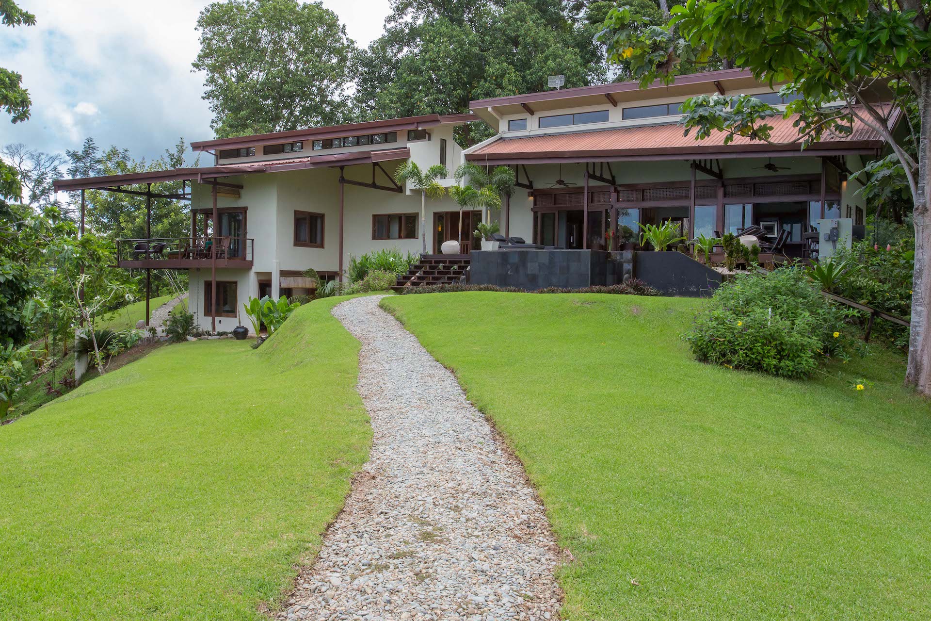 4 bed Single Family Homes For Sale in Uvita, Puntarenas - thumb 7