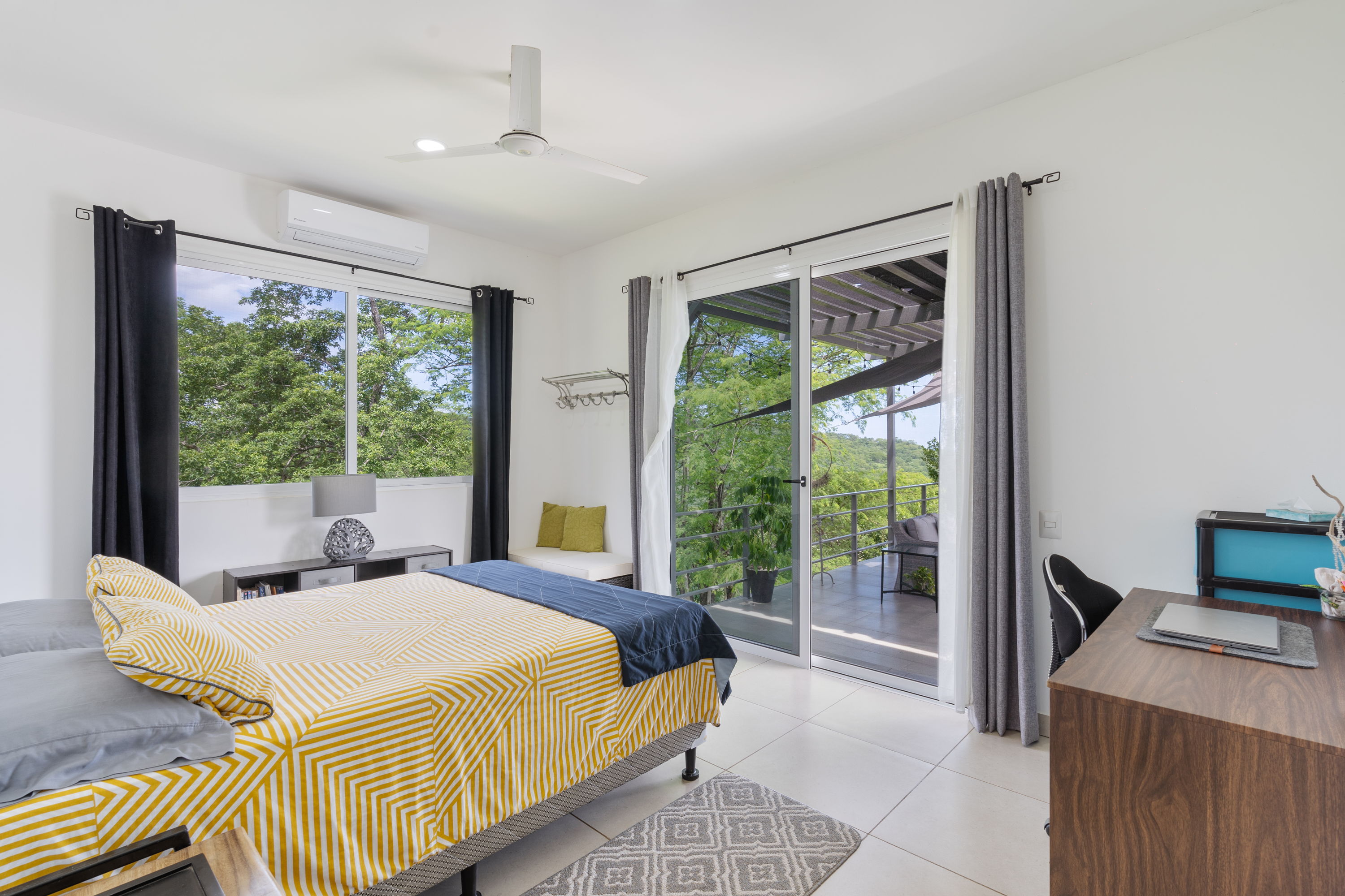 5 bed Single Family Homes For Sale in Avellanas, Guanacaste - thumb 5