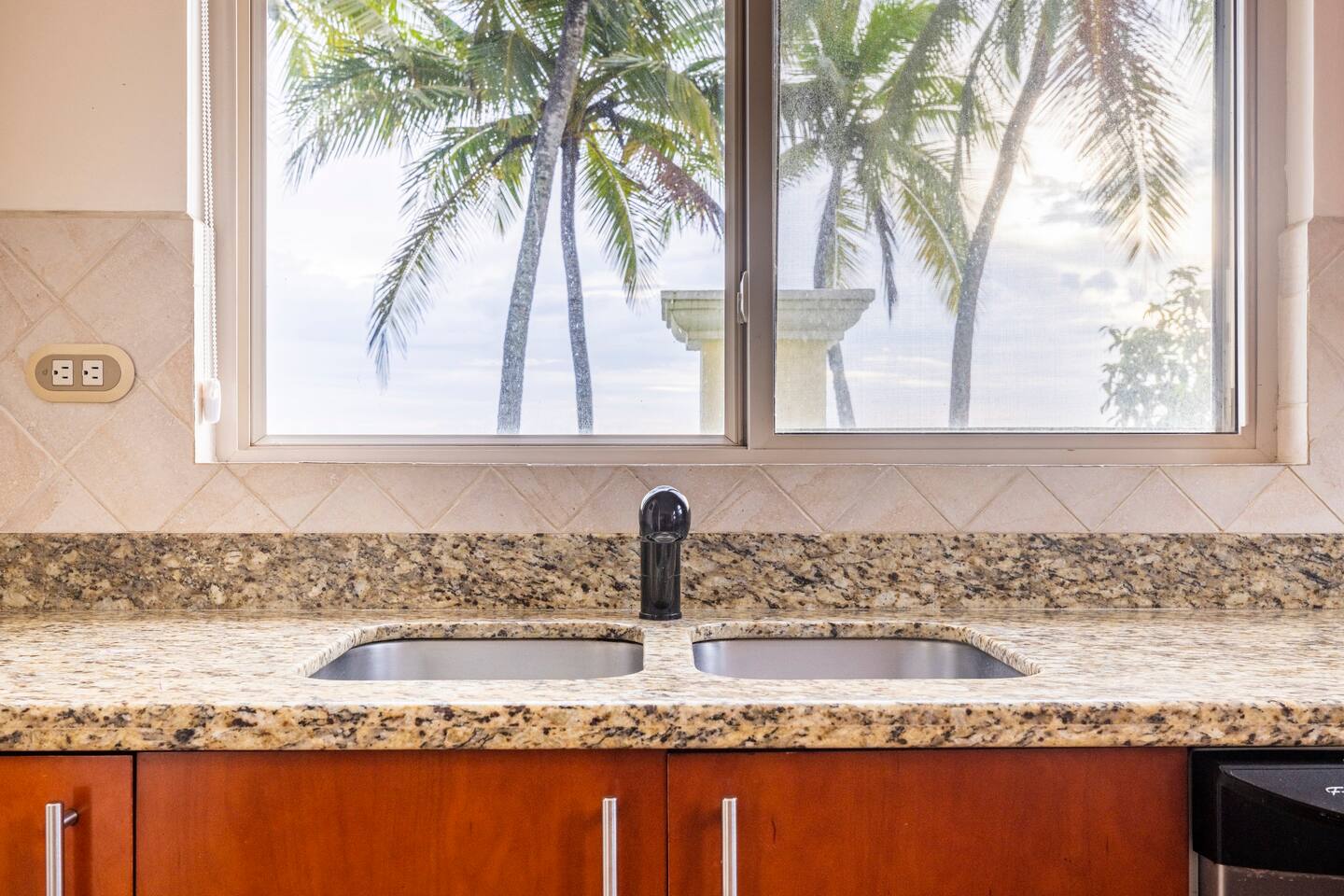 3 bed Condo For Rent in Jaco, Puntarenas - thumb 3