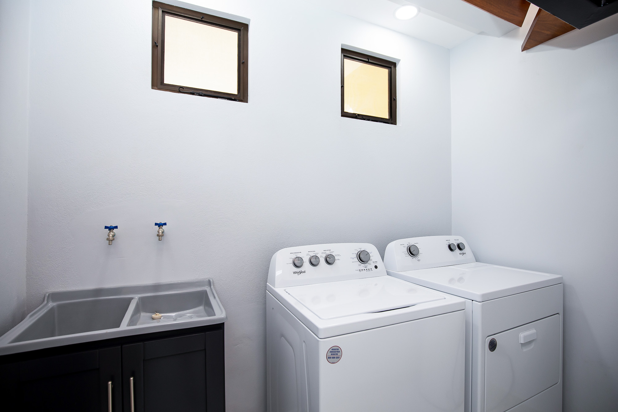 3 bed Single Family Homes For Sale in Manuel Antonio, Puntarenas - thumb 19