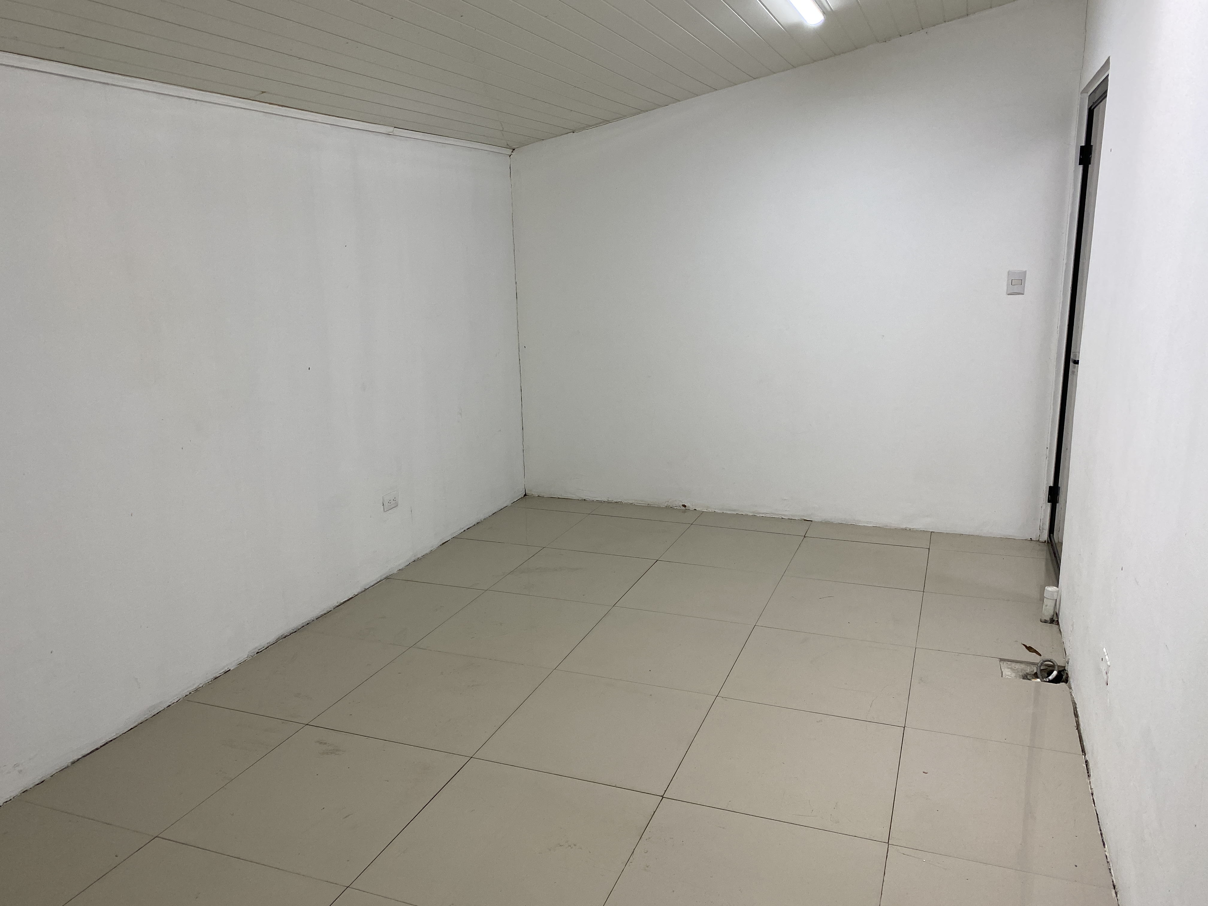 2 bed Commercial For Rent in Curridabat, San Jose - thumb 4