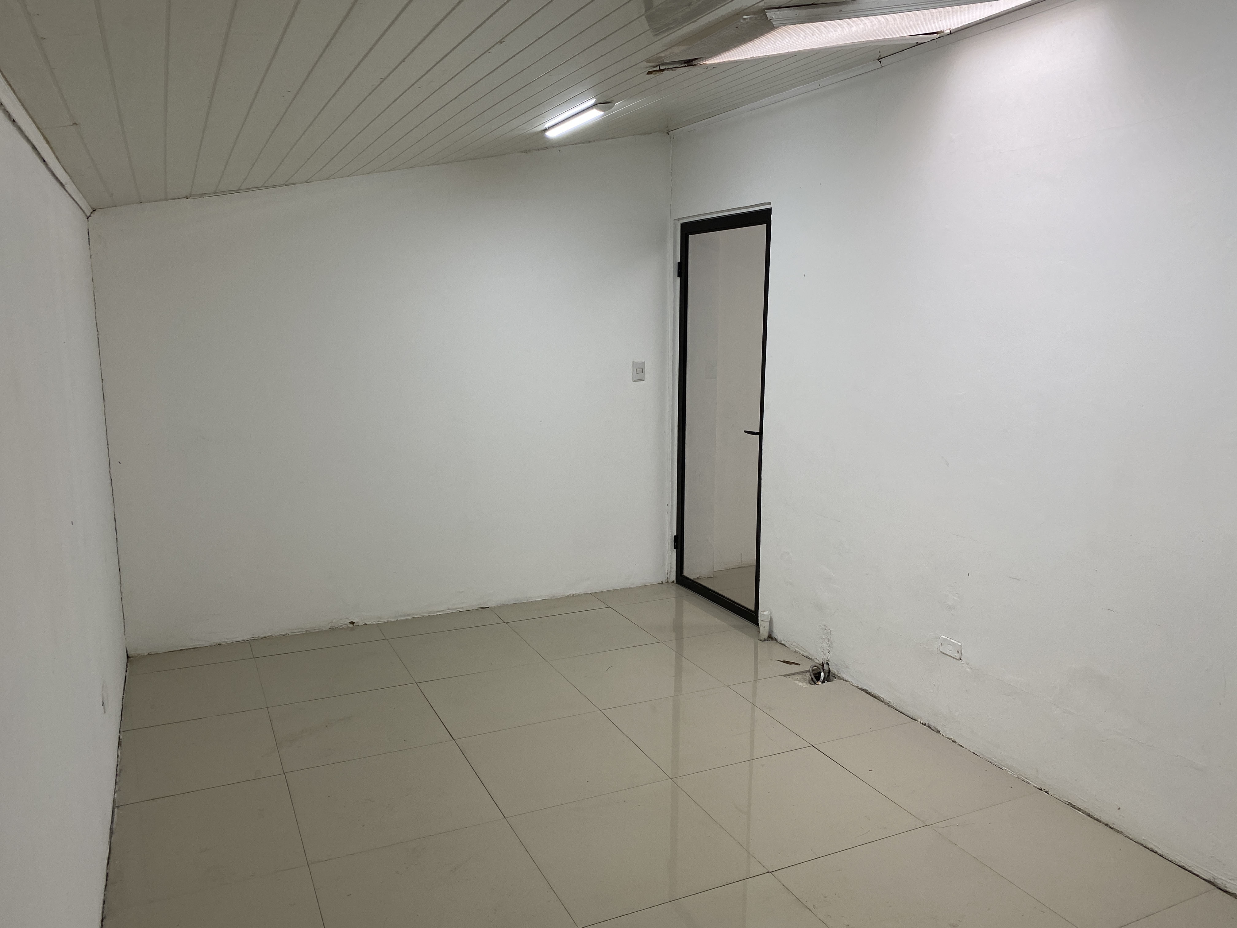 2 bed Commercial For Rent in Curridabat, San Jose - thumb 3