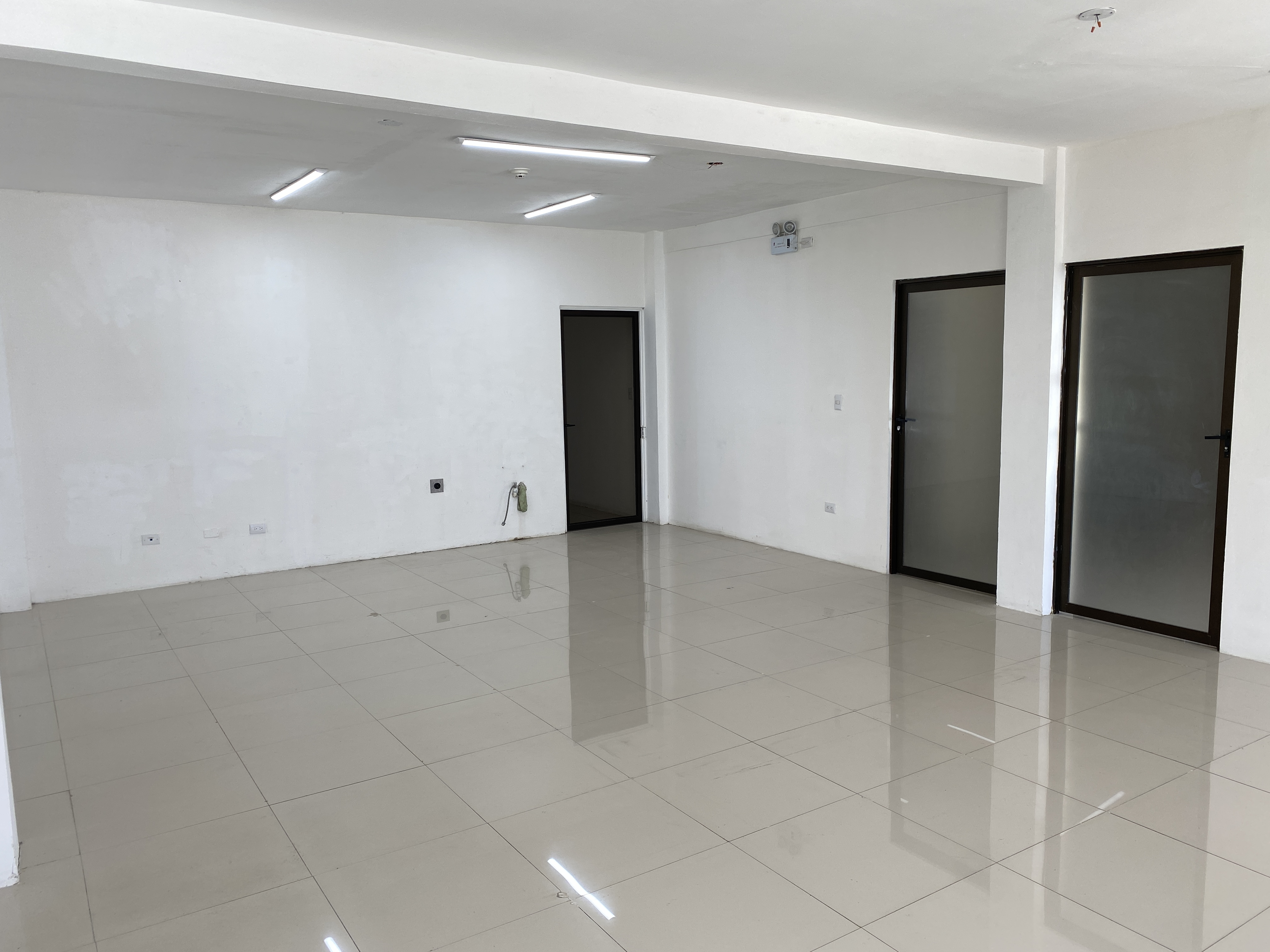 2 bed Commercial For Rent in Curridabat, San Jose - thumb 5