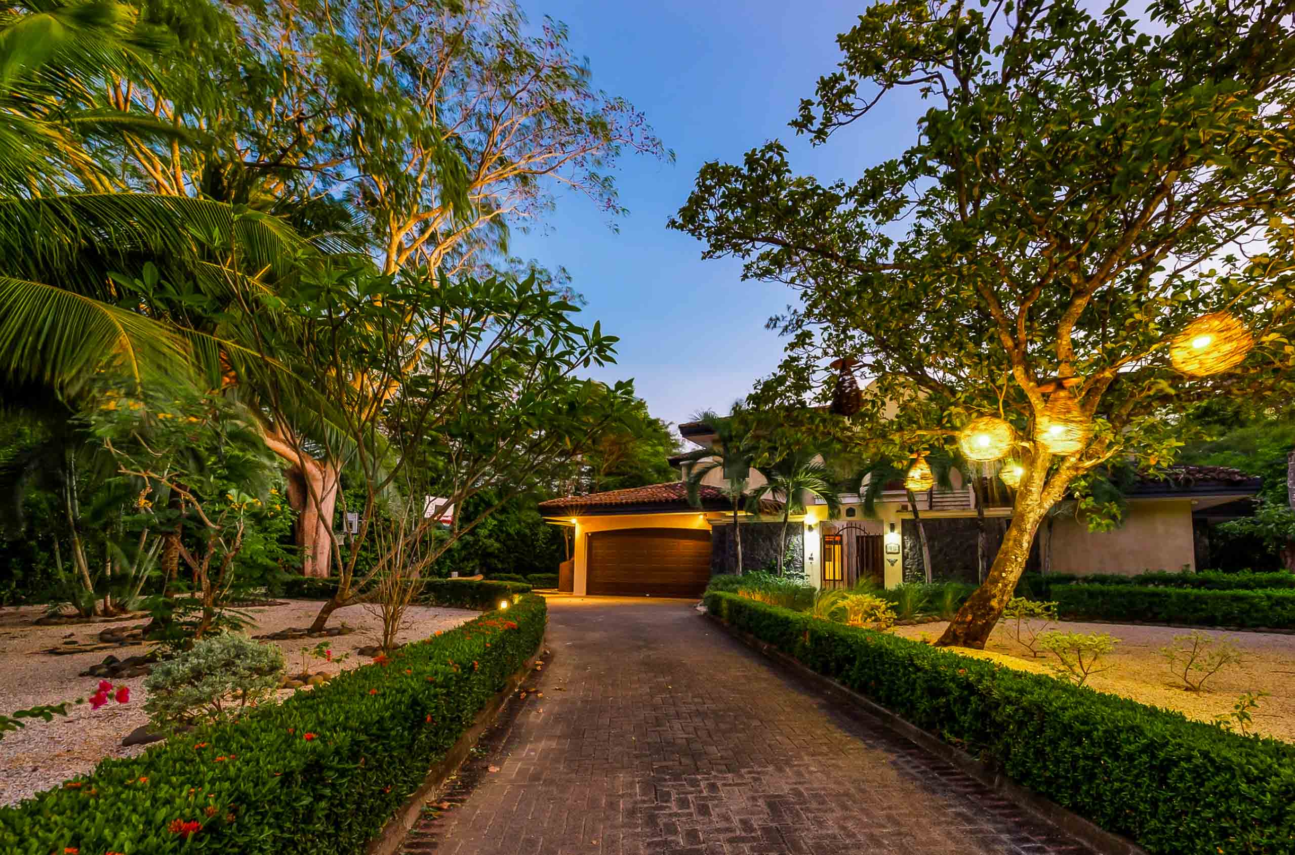 5 bed Single Family Homes For Sale in Avellanas, Guanacaste - thumb 4