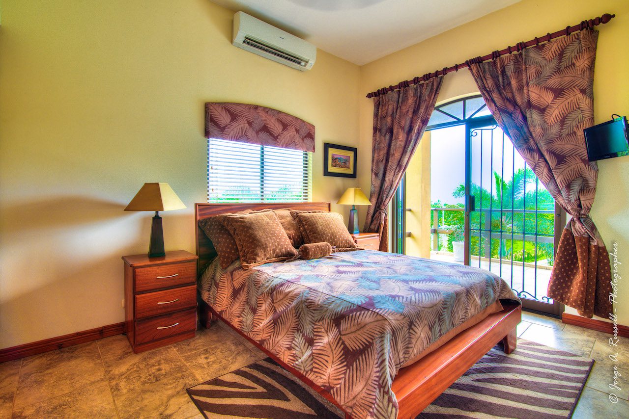 5 bed Single Family Homes For Sale in Jaco, Puntarenas - thumb 9