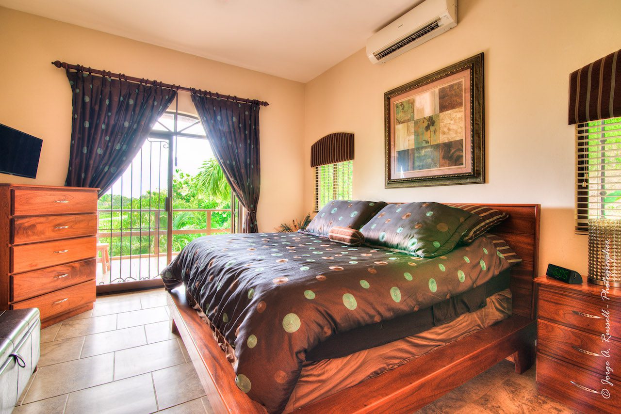 5 bed Single Family Homes For Sale in Jaco, Puntarenas - thumb 6