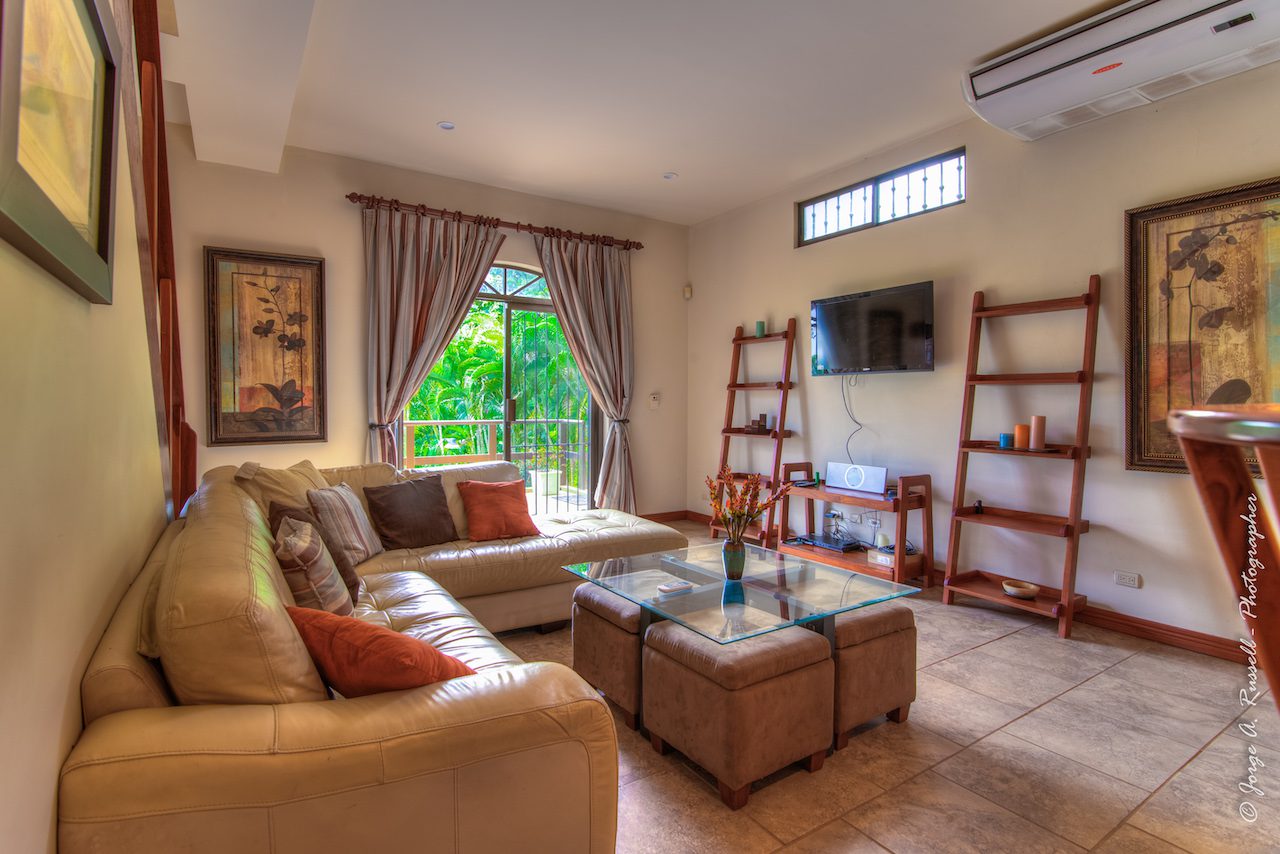 5 bed Single Family Homes For Sale in Jaco, Puntarenas - thumb 5