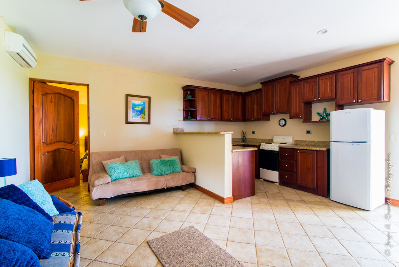 5 bed Single Family Homes For Sale in Jaco, Puntarenas - thumb 18