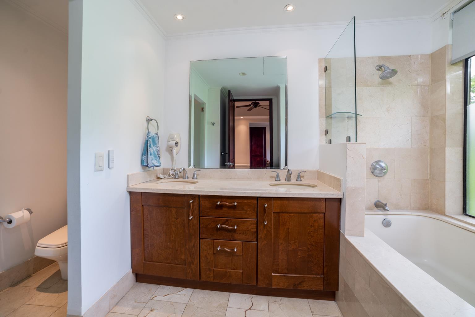 3 bed Condo For Sale in Playa Conchal, Guanacaste - thumb 21