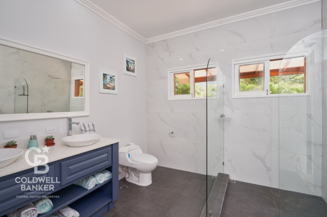 3 bed Condo For Sale in Jaco, Puntarenas - thumb 6