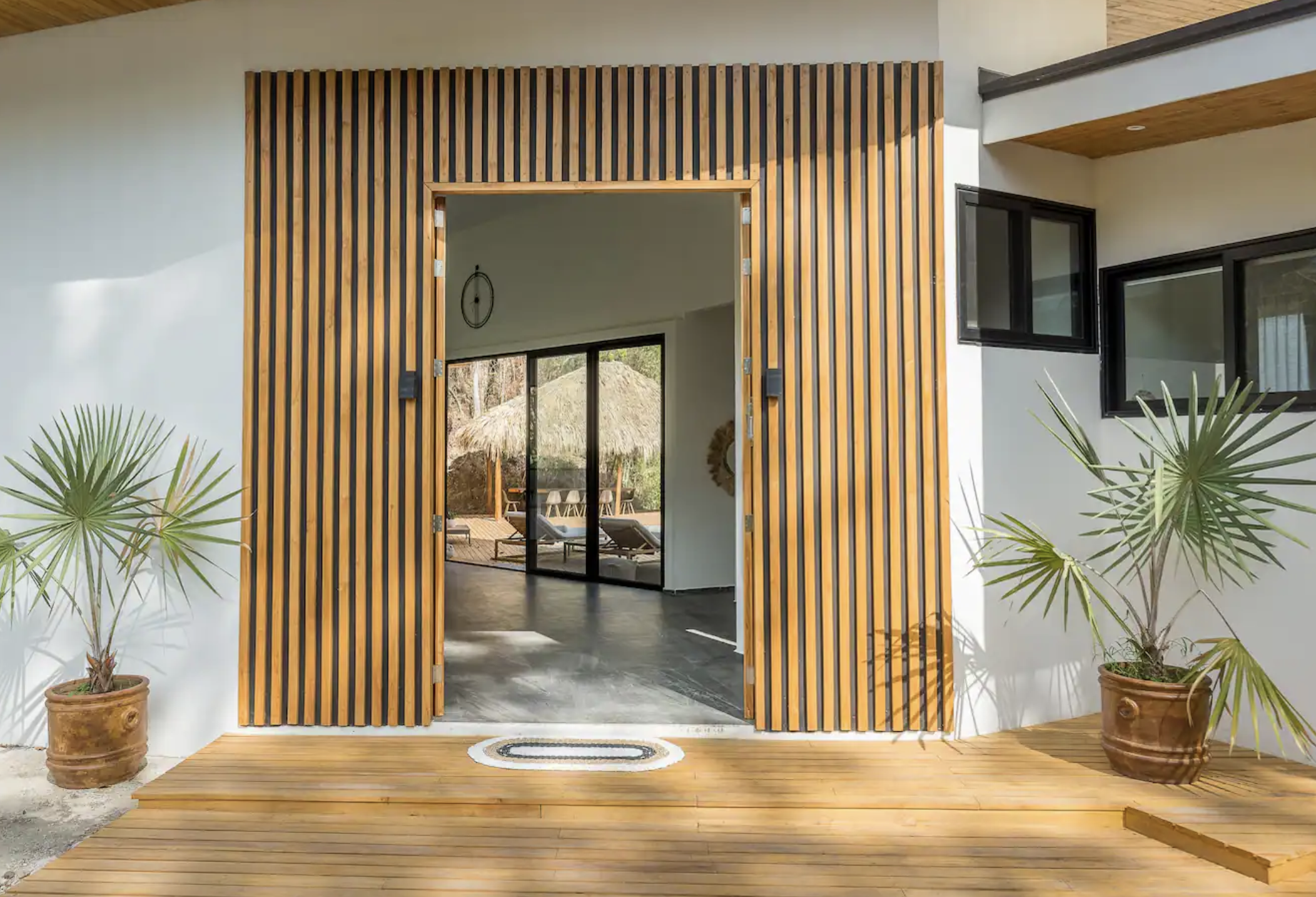 4 bed Single Family Homes For Sale in Santa Teresa, Puntarenas - thumb 22