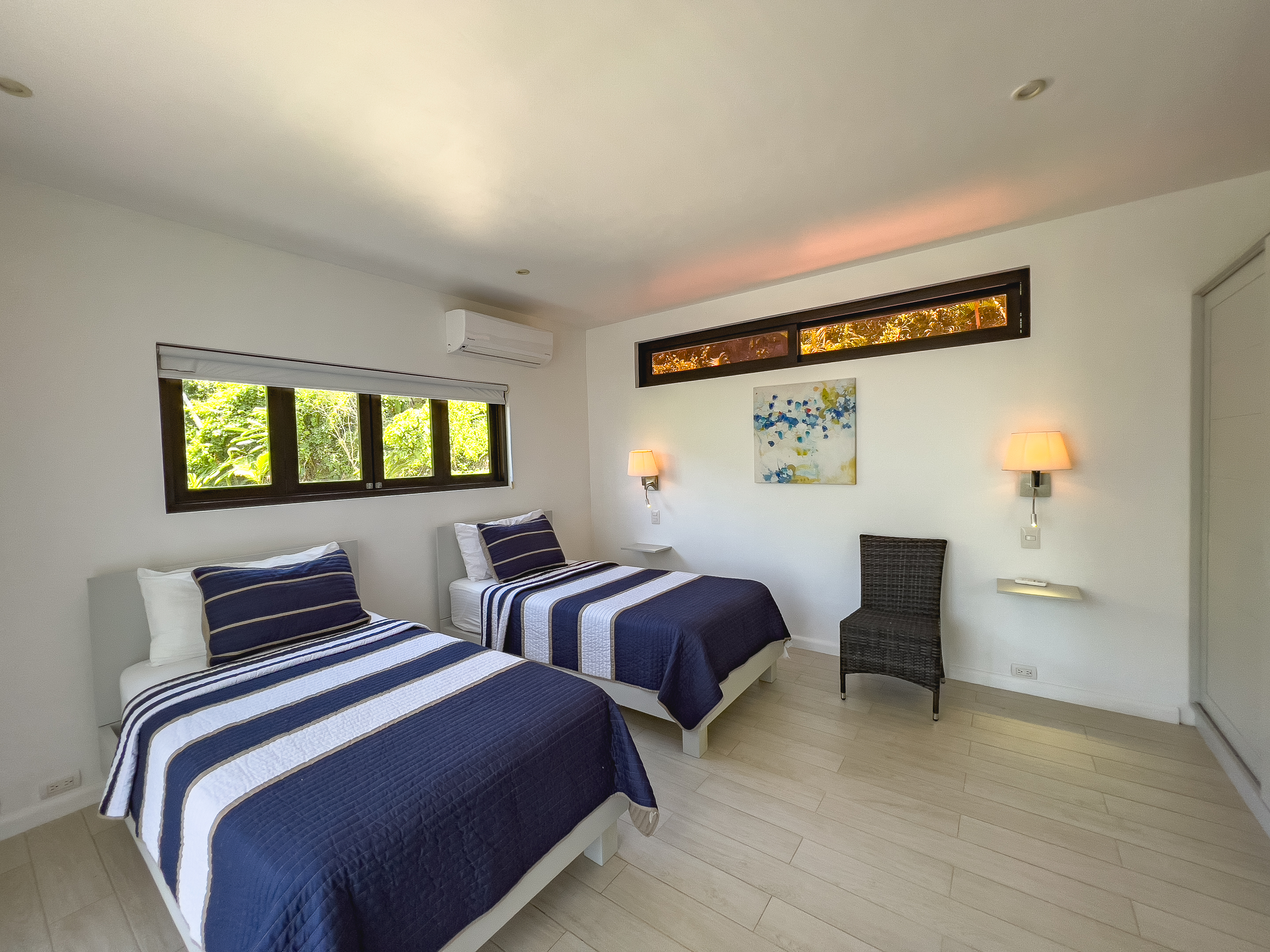 5 bed Single Family Homes For Sale in Santa Teresa, Puntarenas - thumb 18