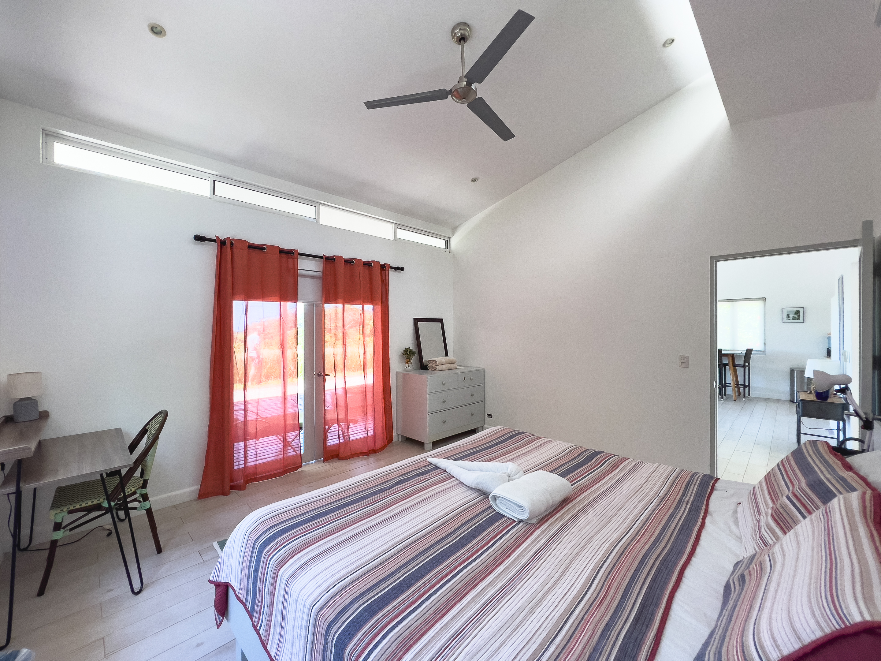 5 bed Single Family Homes For Sale in Santa Teresa, Puntarenas - thumb 8