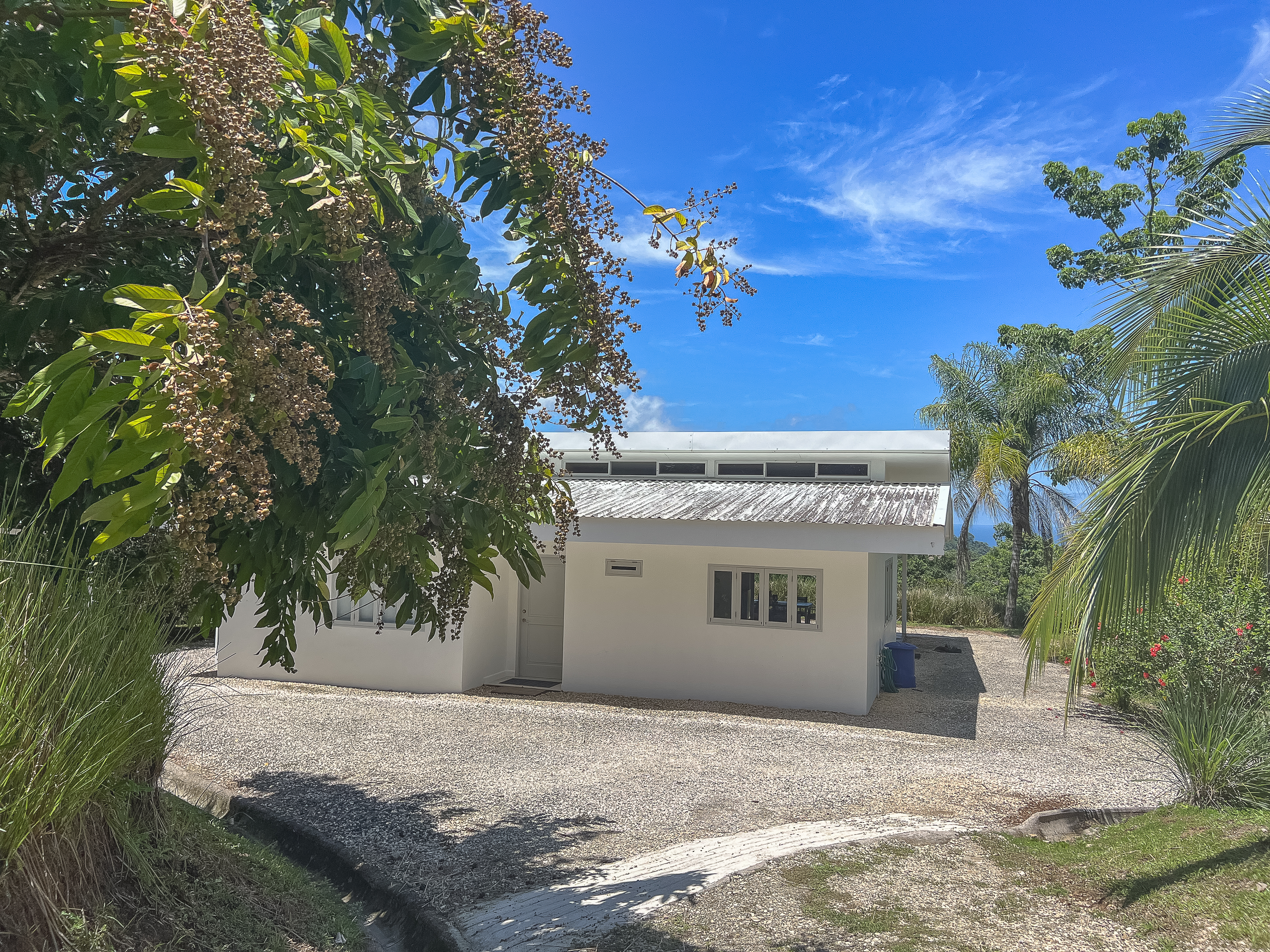 5 bed Single Family Homes For Sale in Santa Teresa, Puntarenas - thumb 2