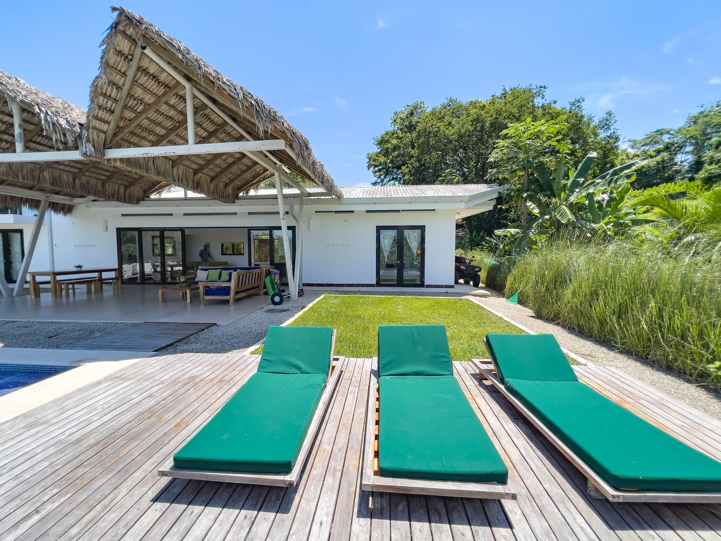 5 bed Single Family Homes For Sale in Santa Teresa, Puntarenas - thumb 25