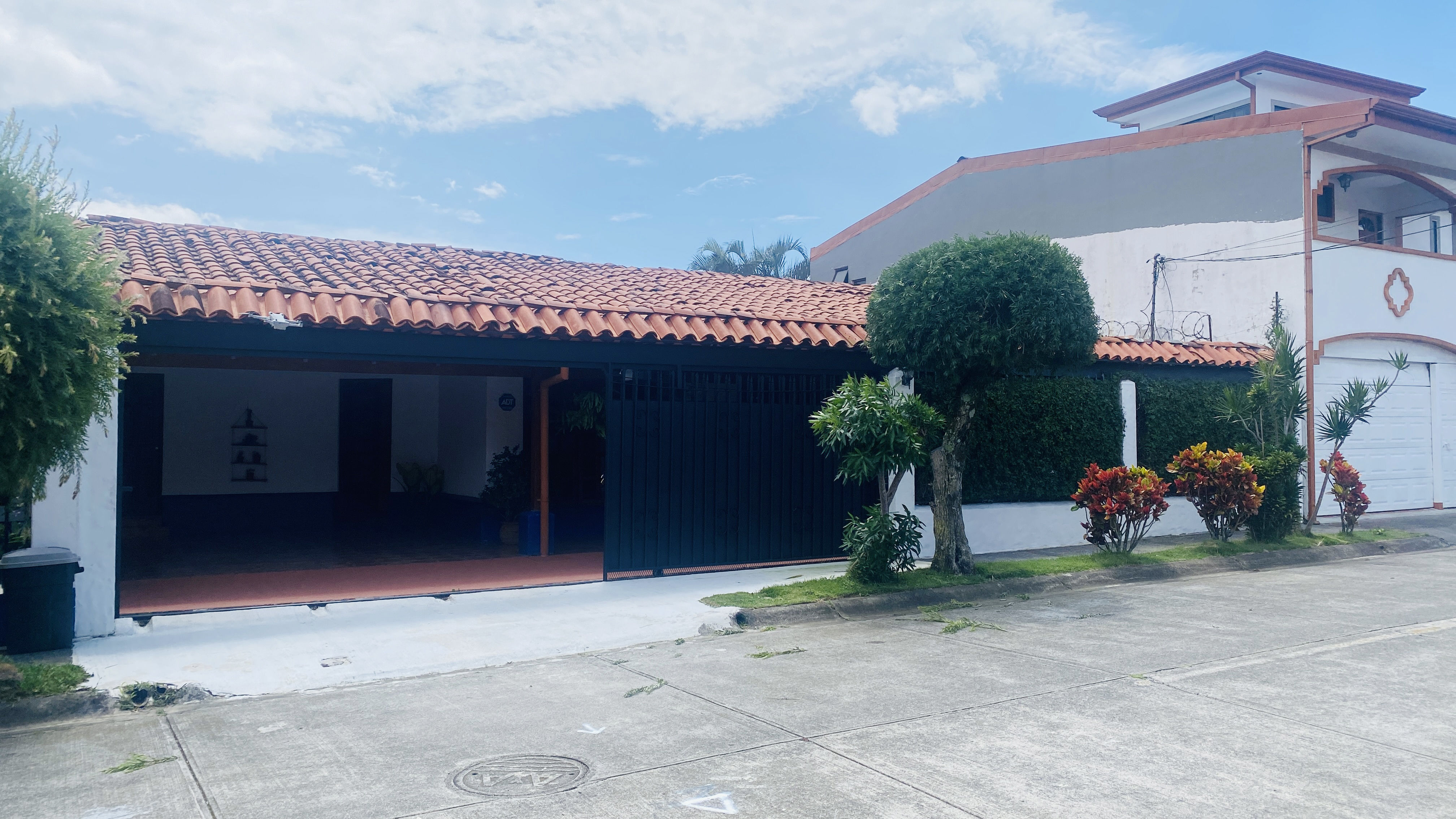 4 bed Single Family Homes For Sale in Santo Domingo, Heredia - thumb 14
