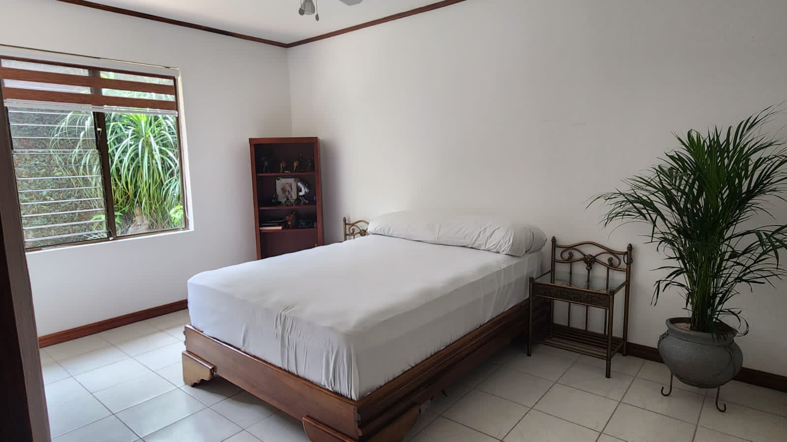 4 bed Single Family Homes For Sale in Santo Domingo, Heredia - thumb 25