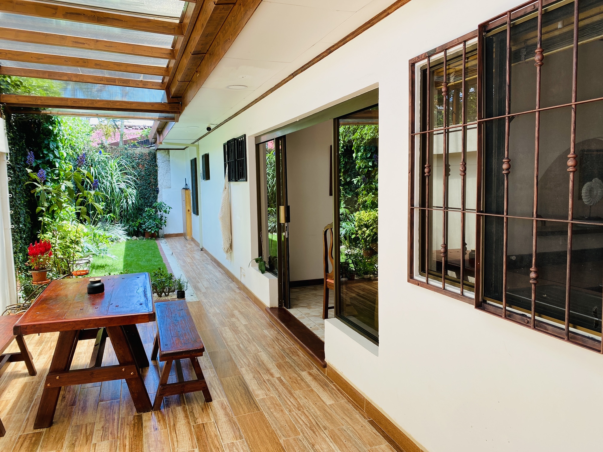 4 bed Single Family Homes For Sale in Santo Domingo, Heredia - thumb 7