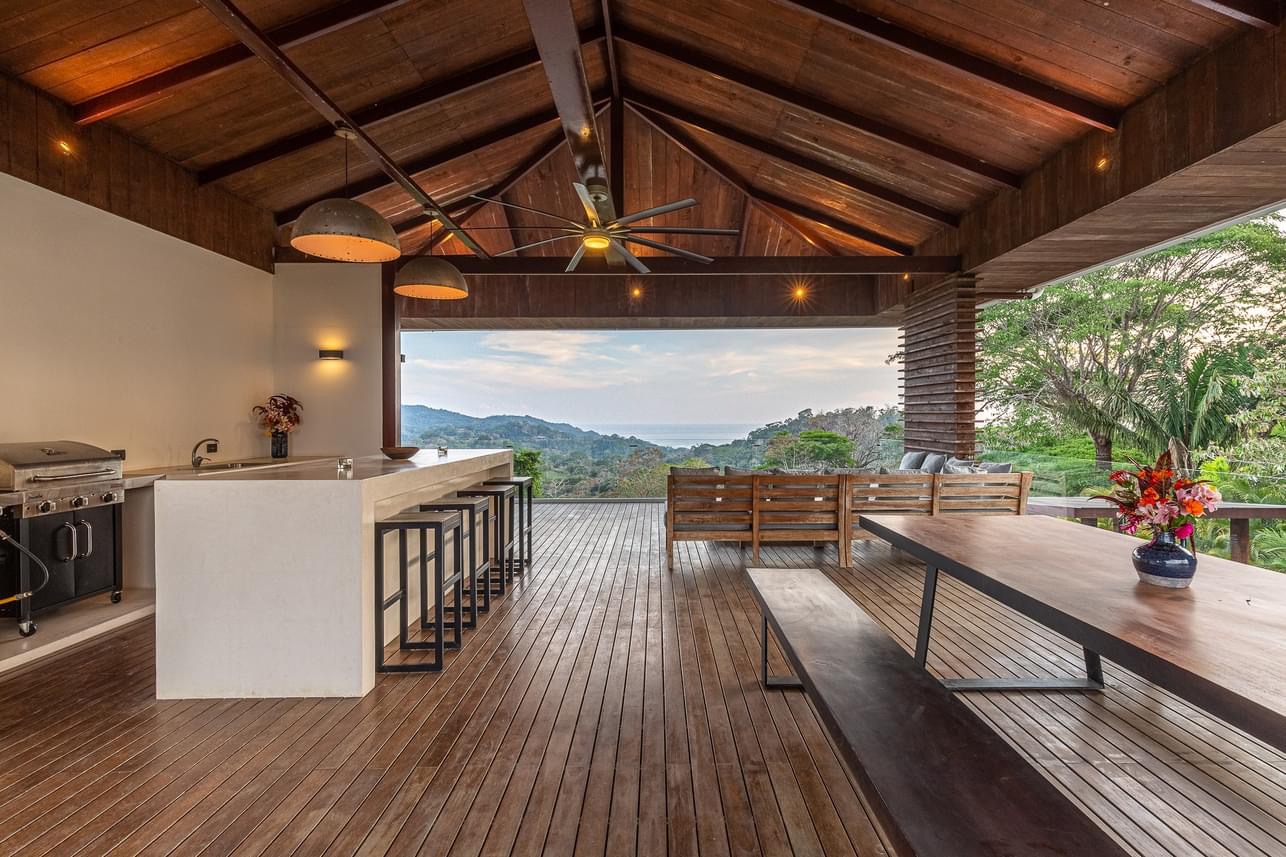 4 bed Single Family Homes For Sale in Santa Teresa, Puntarenas - thumb 19