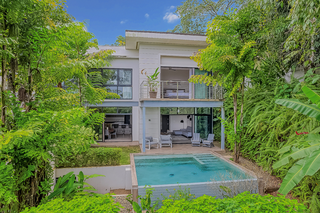 3 bed Single Family Homes For Sale in Dominical, Puntarenas - thumb 3