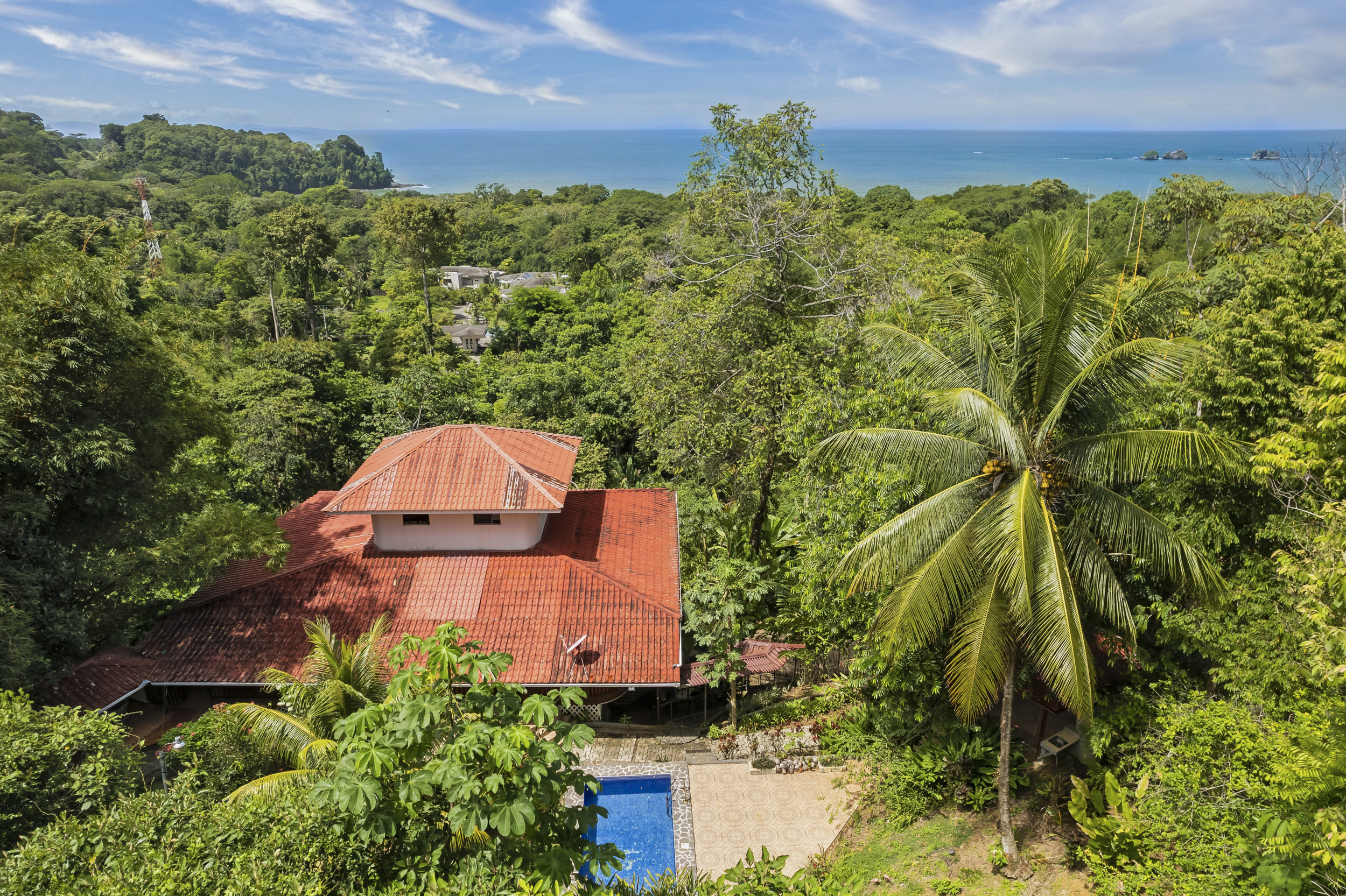 6 bed Single Family Homes For Sale in Uvita, Puntarenas - thumb 3